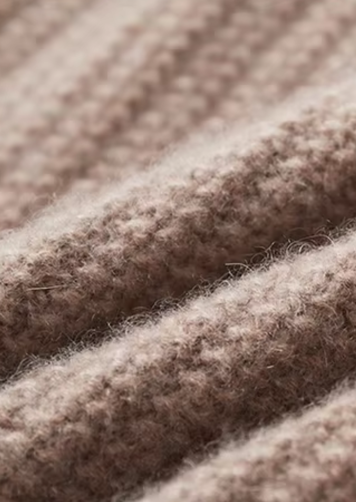 Pure Cashmere Beige Heavyweight Crewneck | Castielli