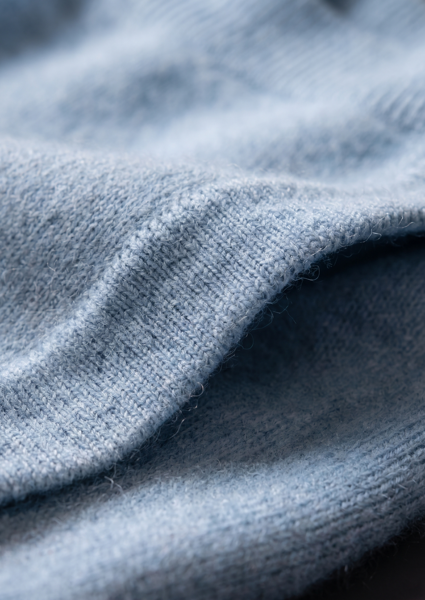 Pure Extra-Fine Merino Wool Light Blue Luzzo Set | Castielli