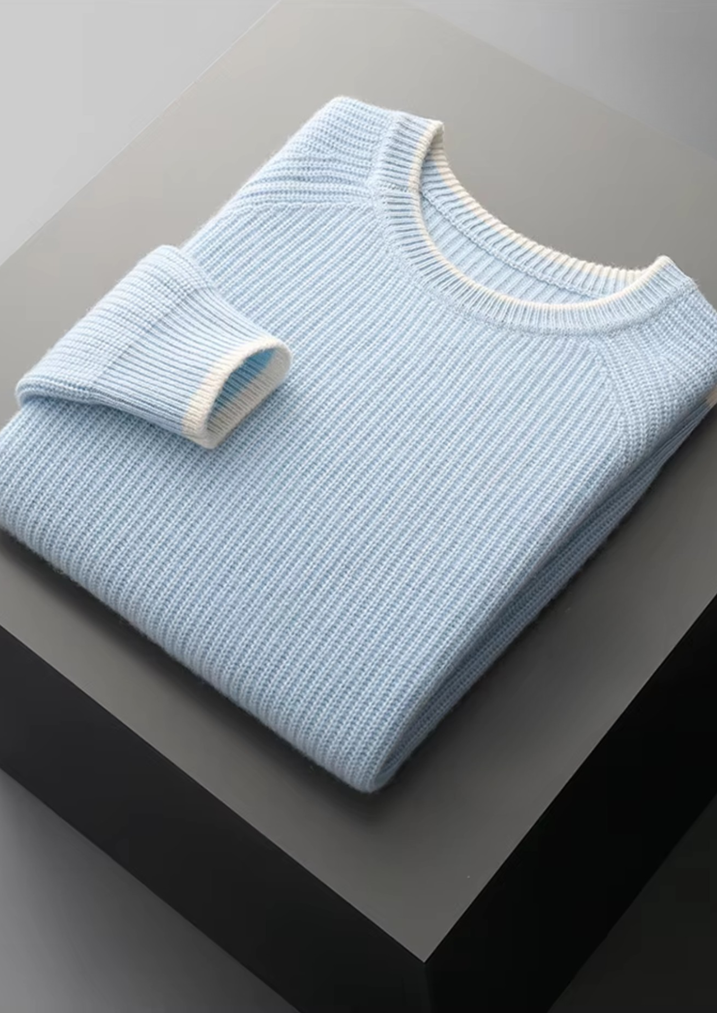 Pure Extra-Fine Merino Wool Two Tone Crewneck | Castielli