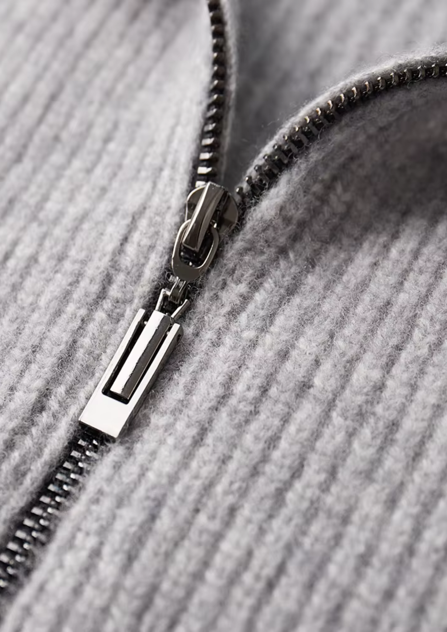 Pure Extra-Fine Merino Wool Ribbed Cardigan | Castielli