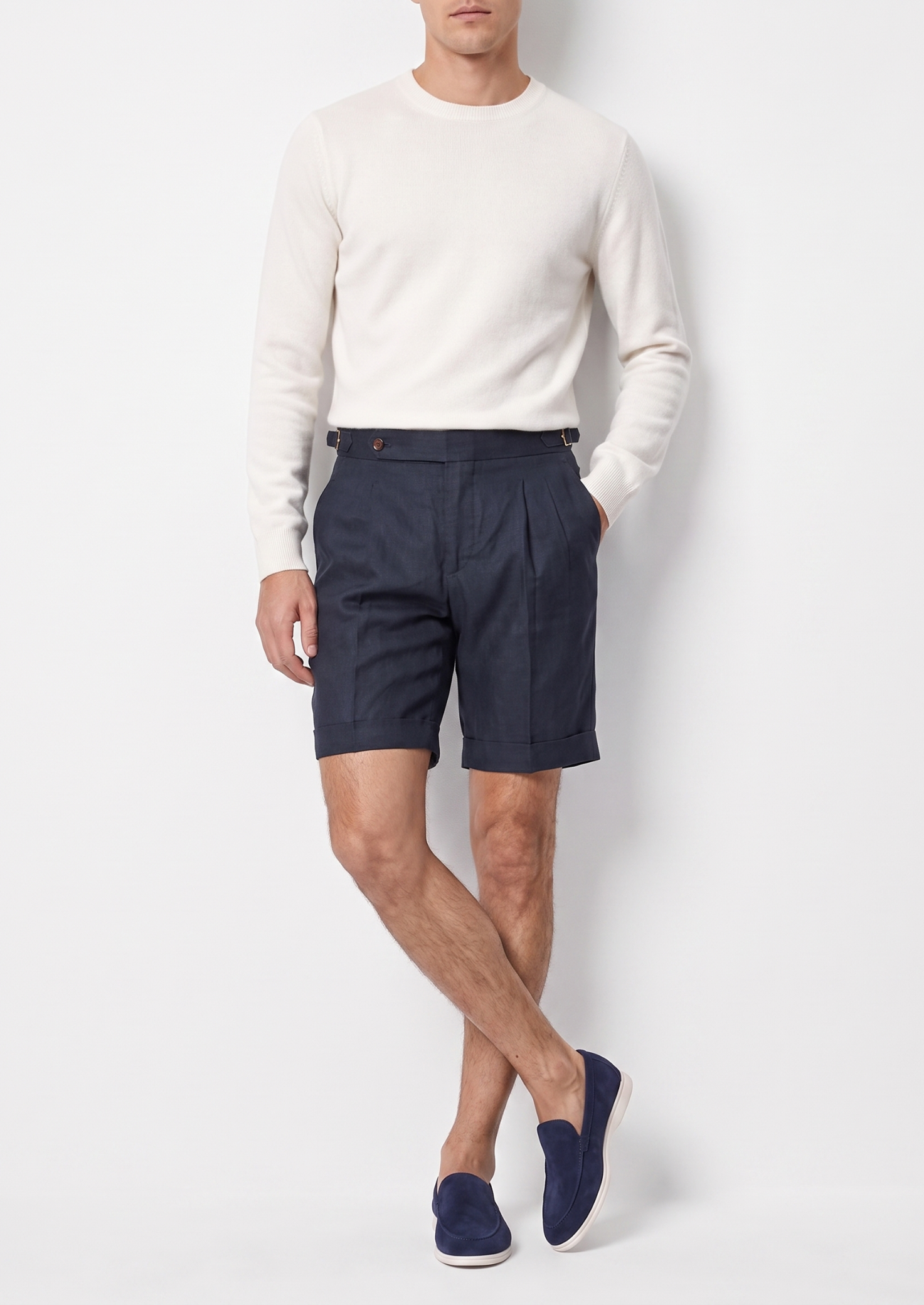 Navy Blue Pleated Linen Seaside Shorts | Castielli