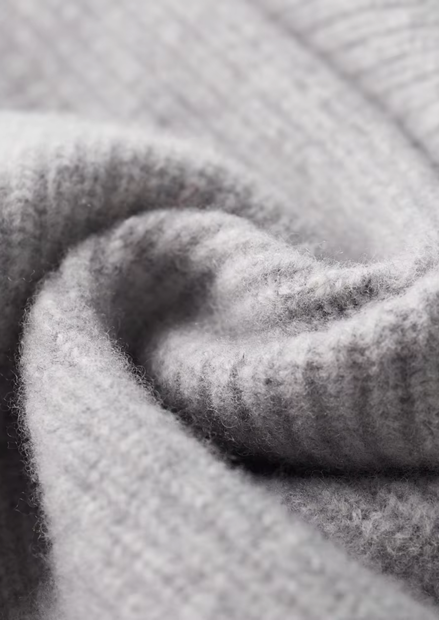 Pure Extra-Fine Merino Wool Ribbed Cardigan | Castielli