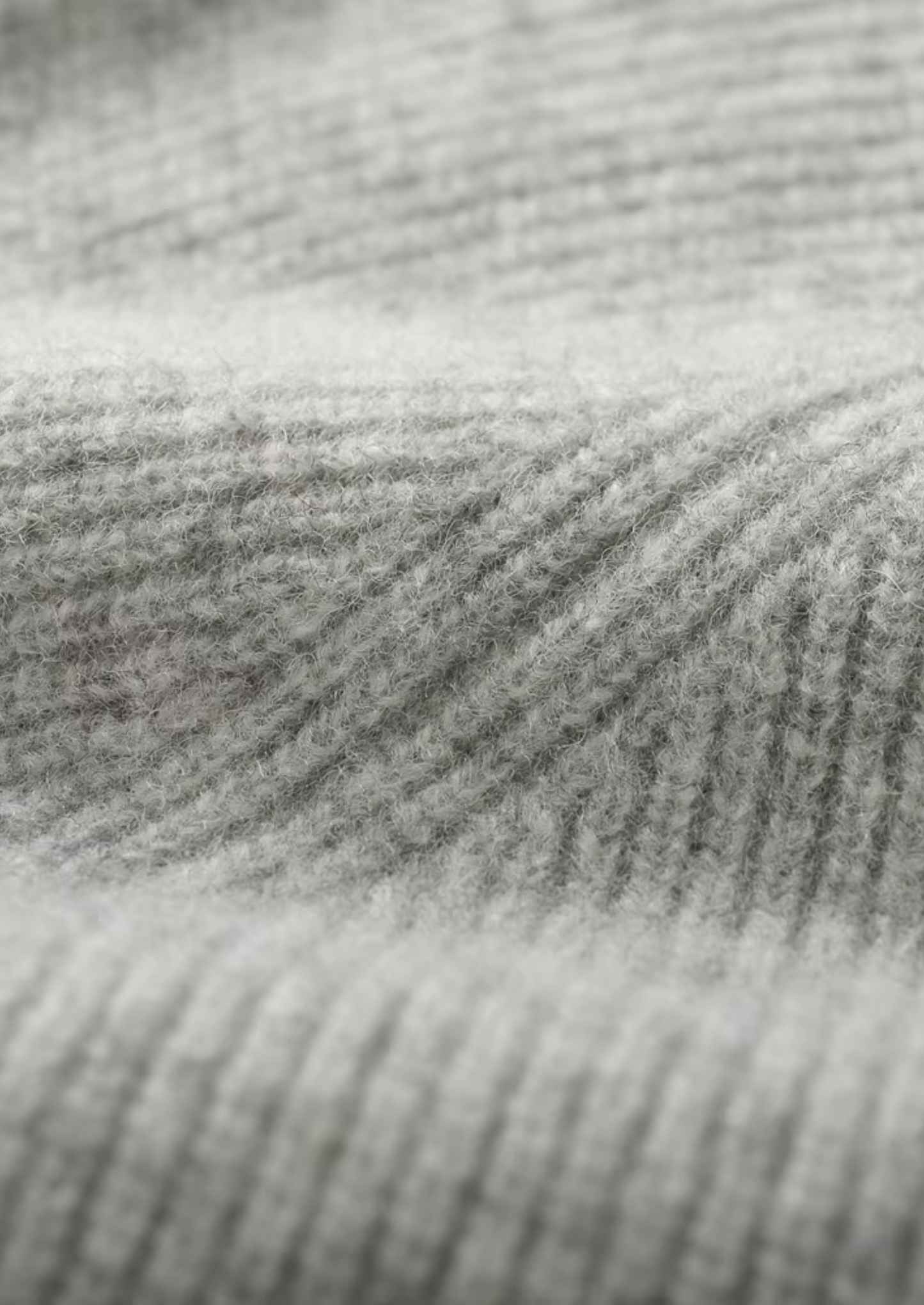 Pure Extra-Fine Merino Wool Ribbed Zip Hoodie | Castielli