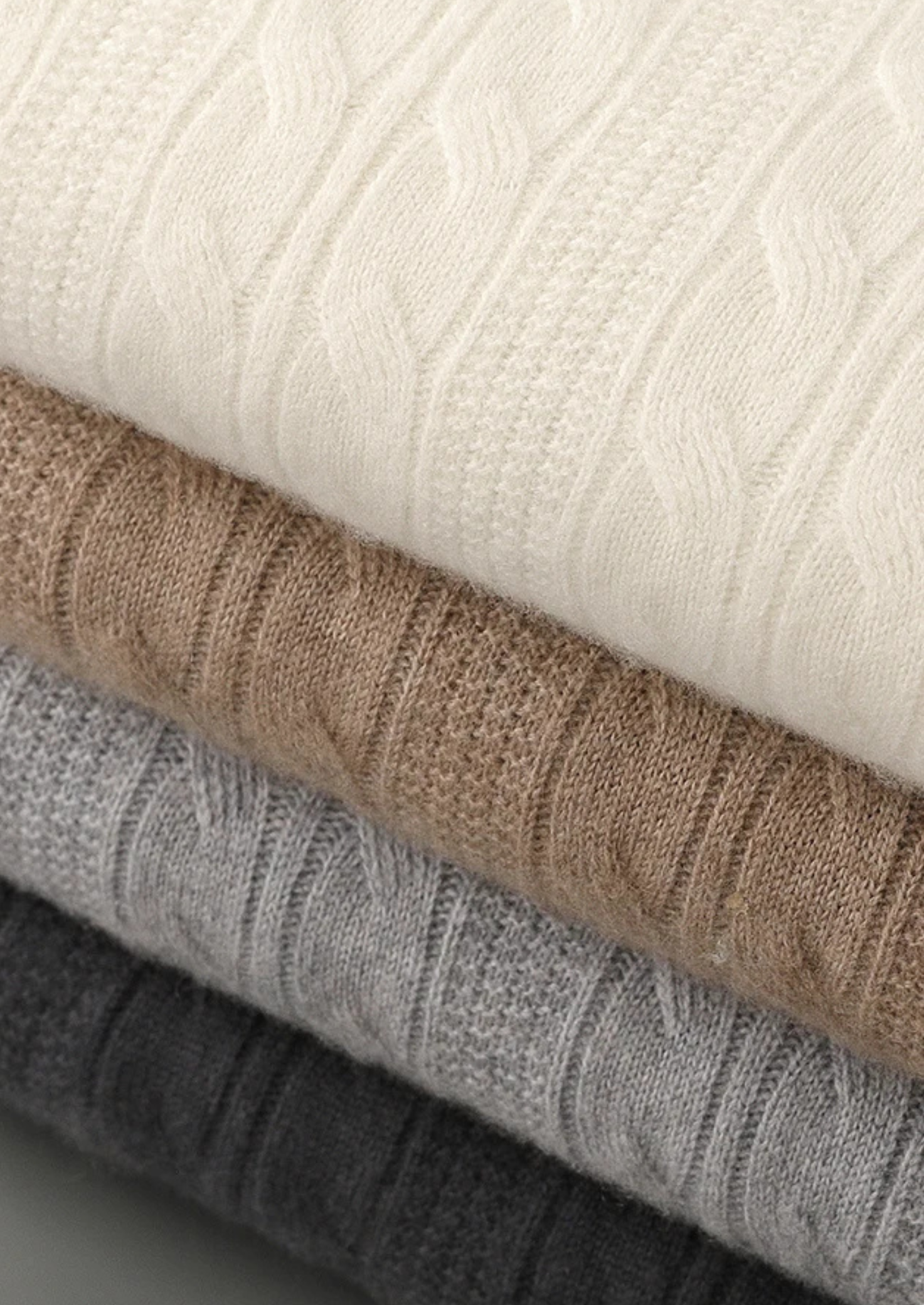 Pure Extra-Fine Merino Wool Cable Crewneck | Castielli