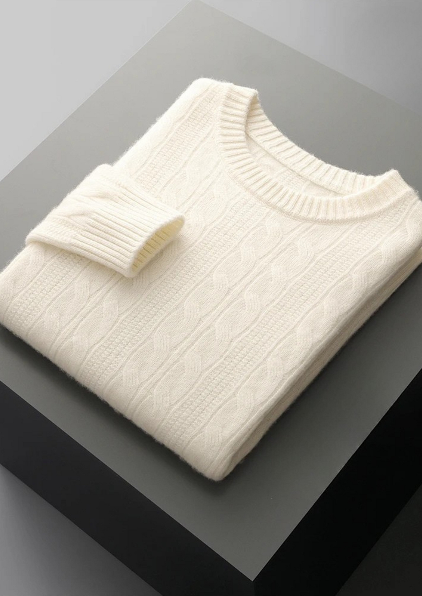 Pure Extra-Fine Merino Wool Cable Crewneck | Castielli