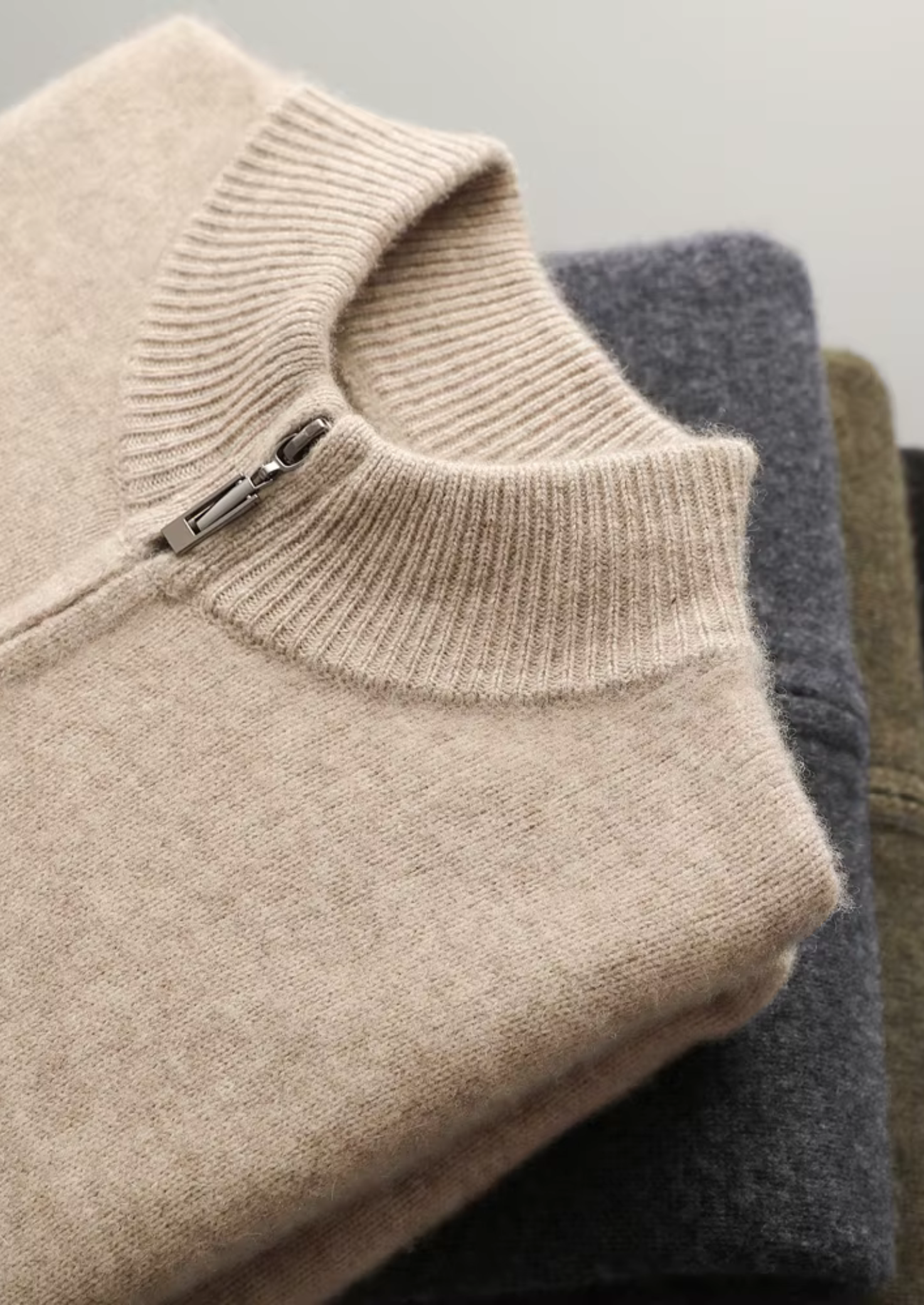 Pure Extra-Fine Merino Wool Zipper Cardigan | Castielli