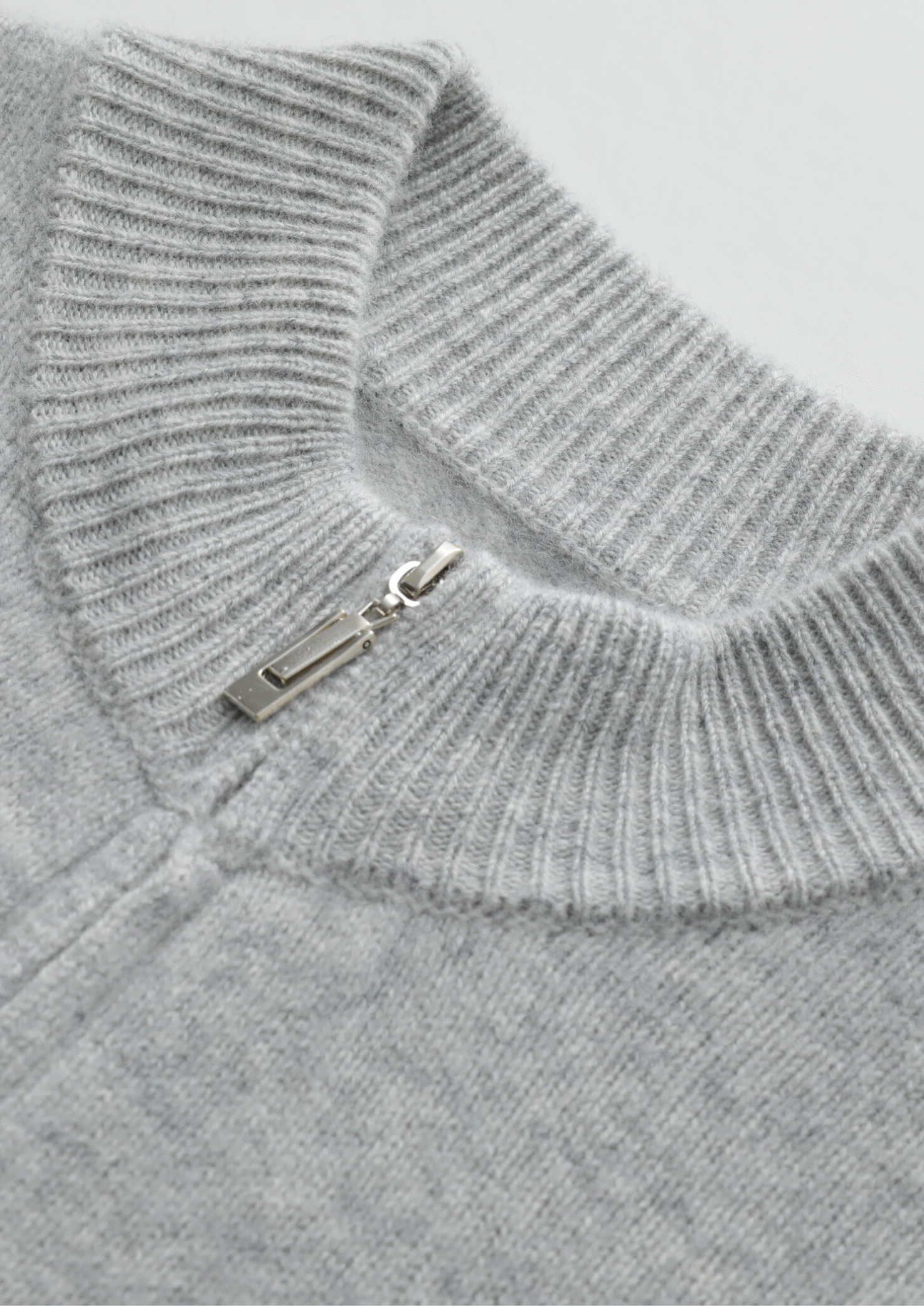 Pure Extra-Fine Merino Wool Light Gray Luzzo Set | Castielli
