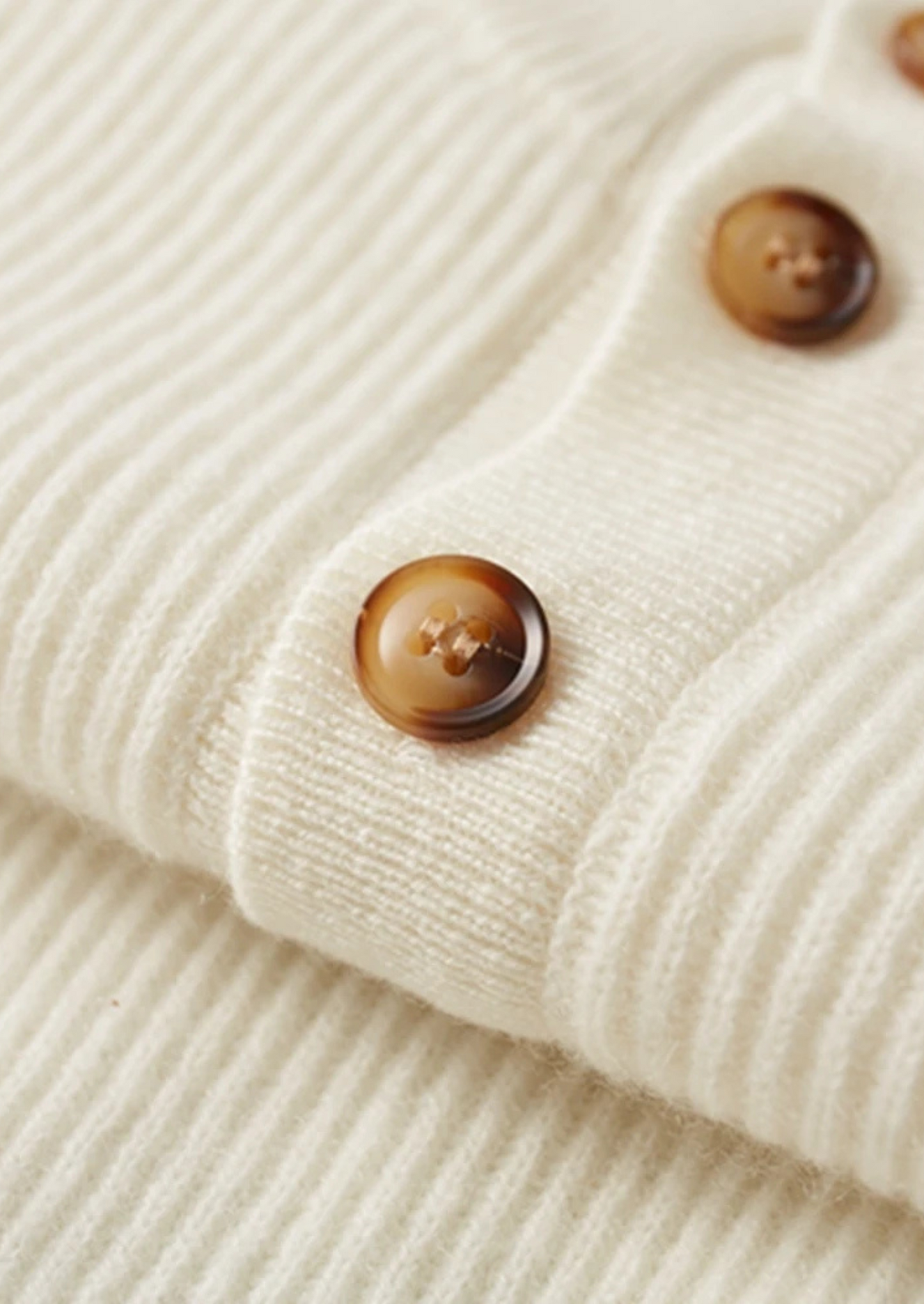 Premium Cashmere Classic Ribbed Henley Sweater | Castielli