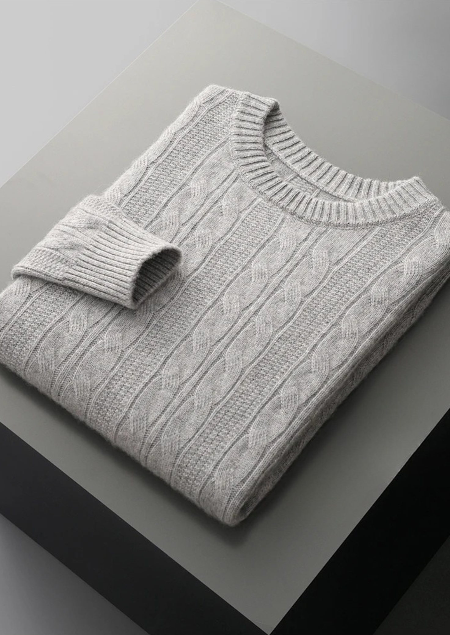 Pure Extra-Fine Merino Wool Cable Crewneck | Castielli