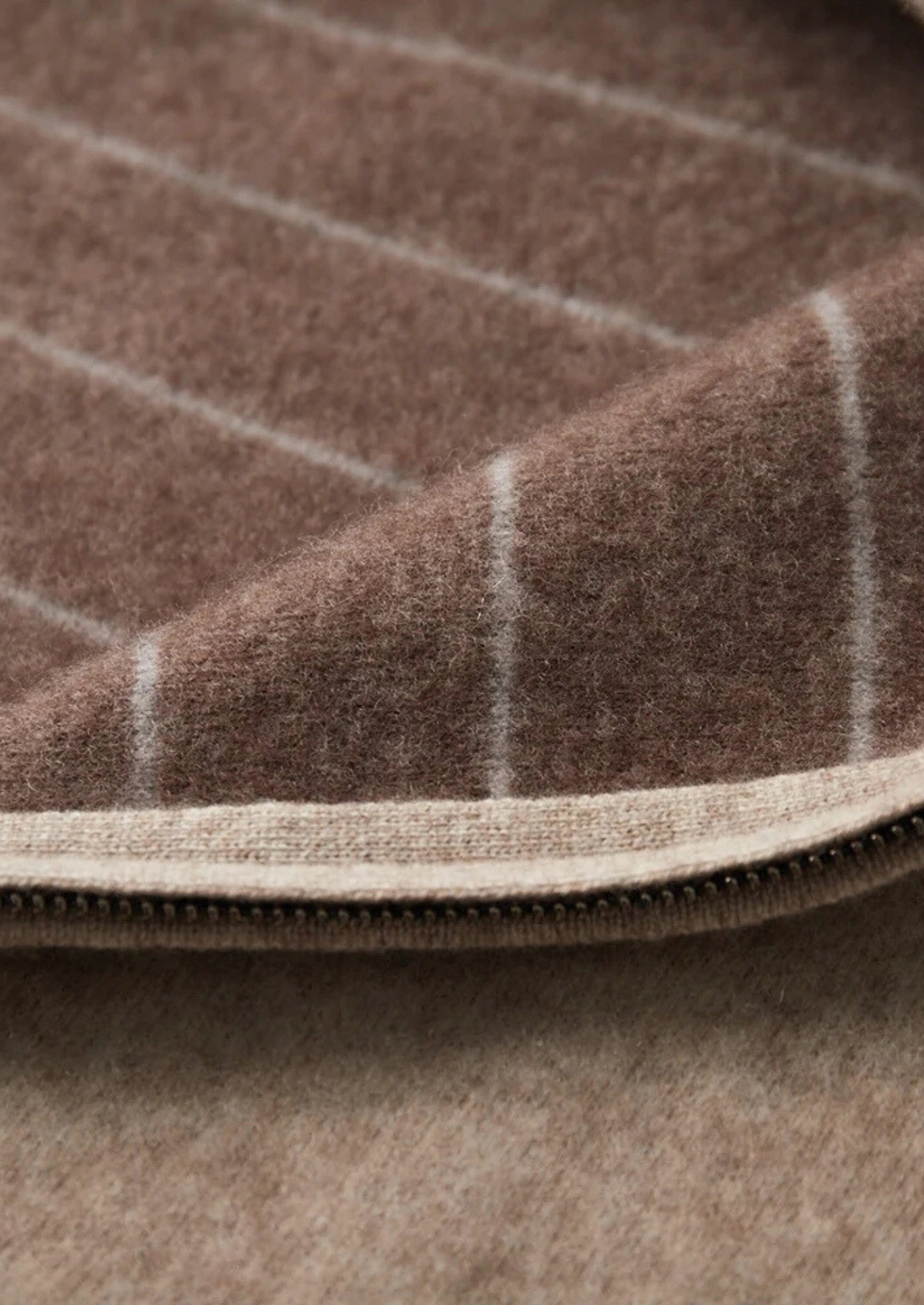 Premium Cashmere Two Tone Zip Cardigan | Castielli