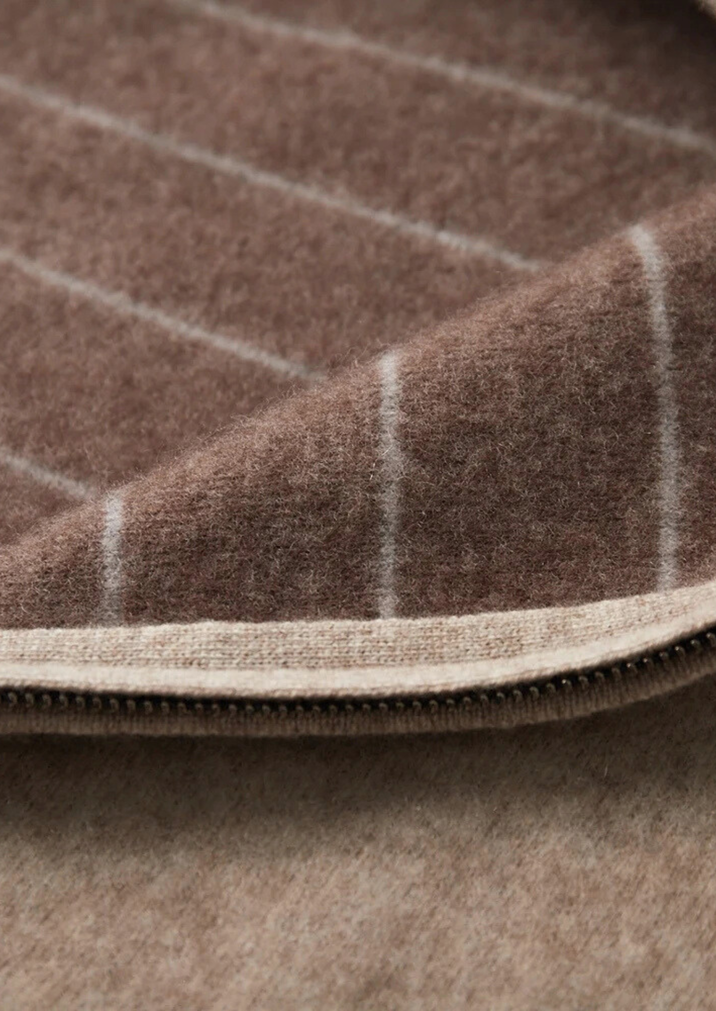 Premium Cashmere Two Tone Zip Cardigan | Castielli