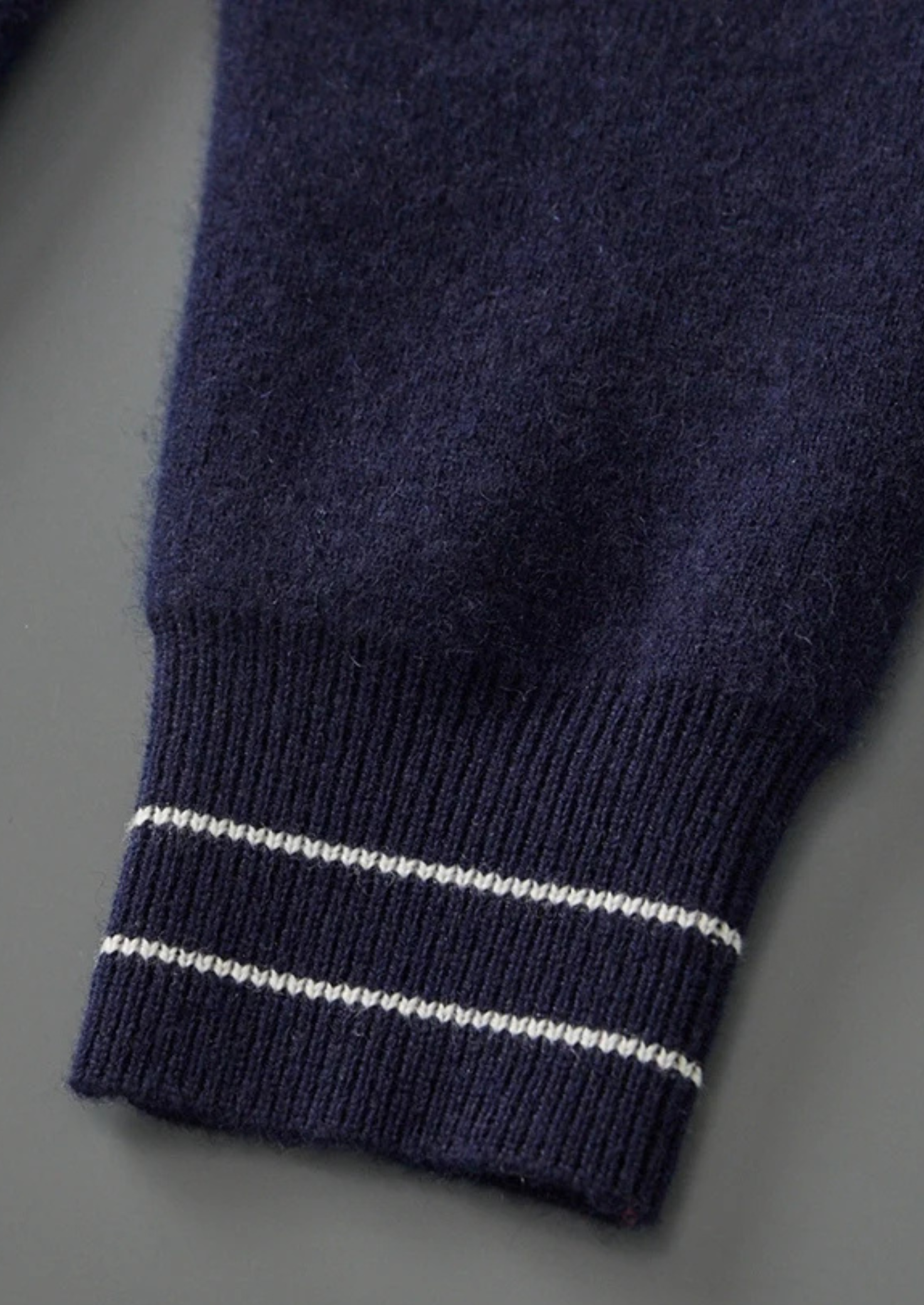 Pure Extra-Fine Merino Wool Two-Tone Polo Cardigan | Castielli