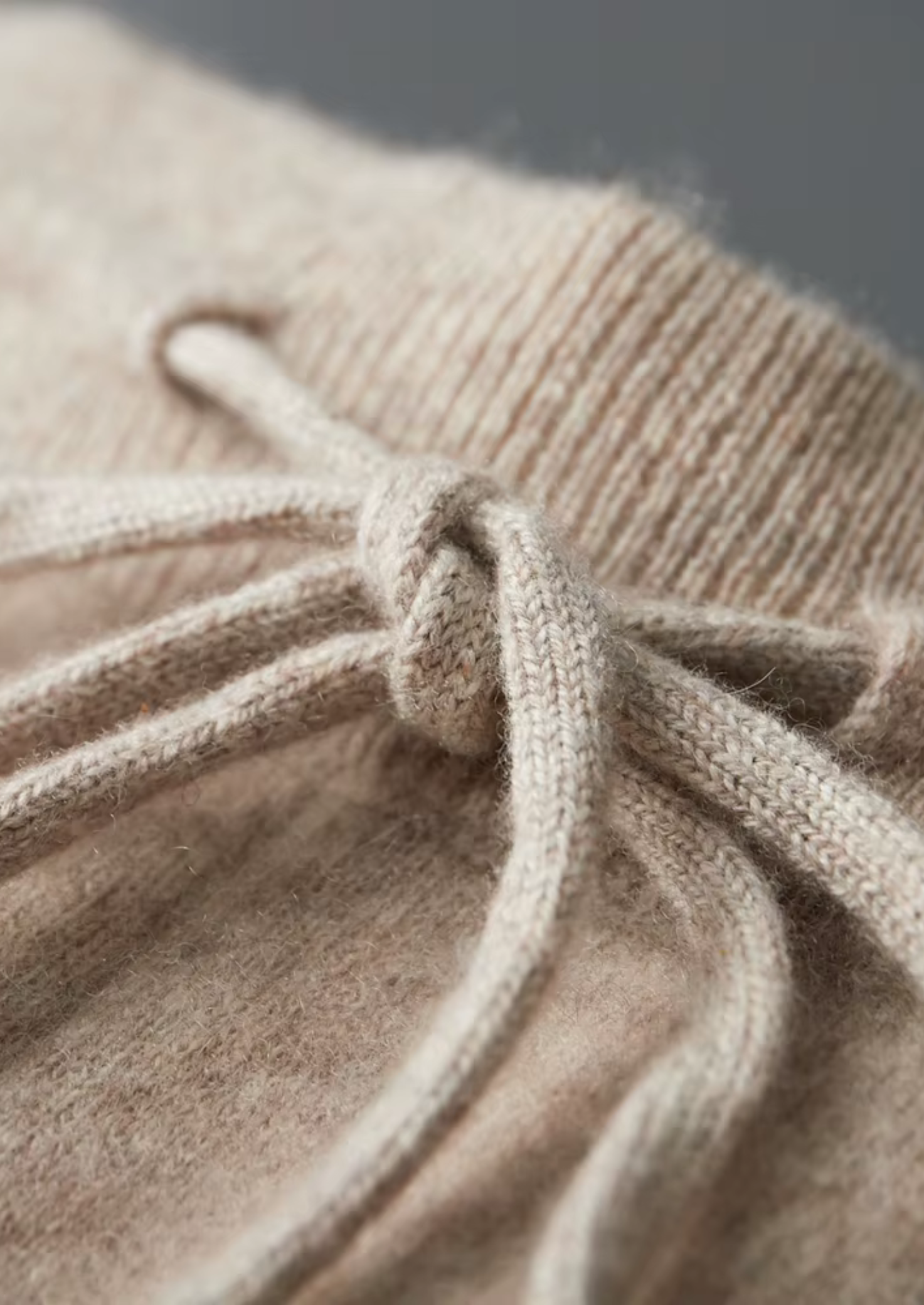 Pure Extra-Fine Merino Wool Sand Luzzo Set | Castielli