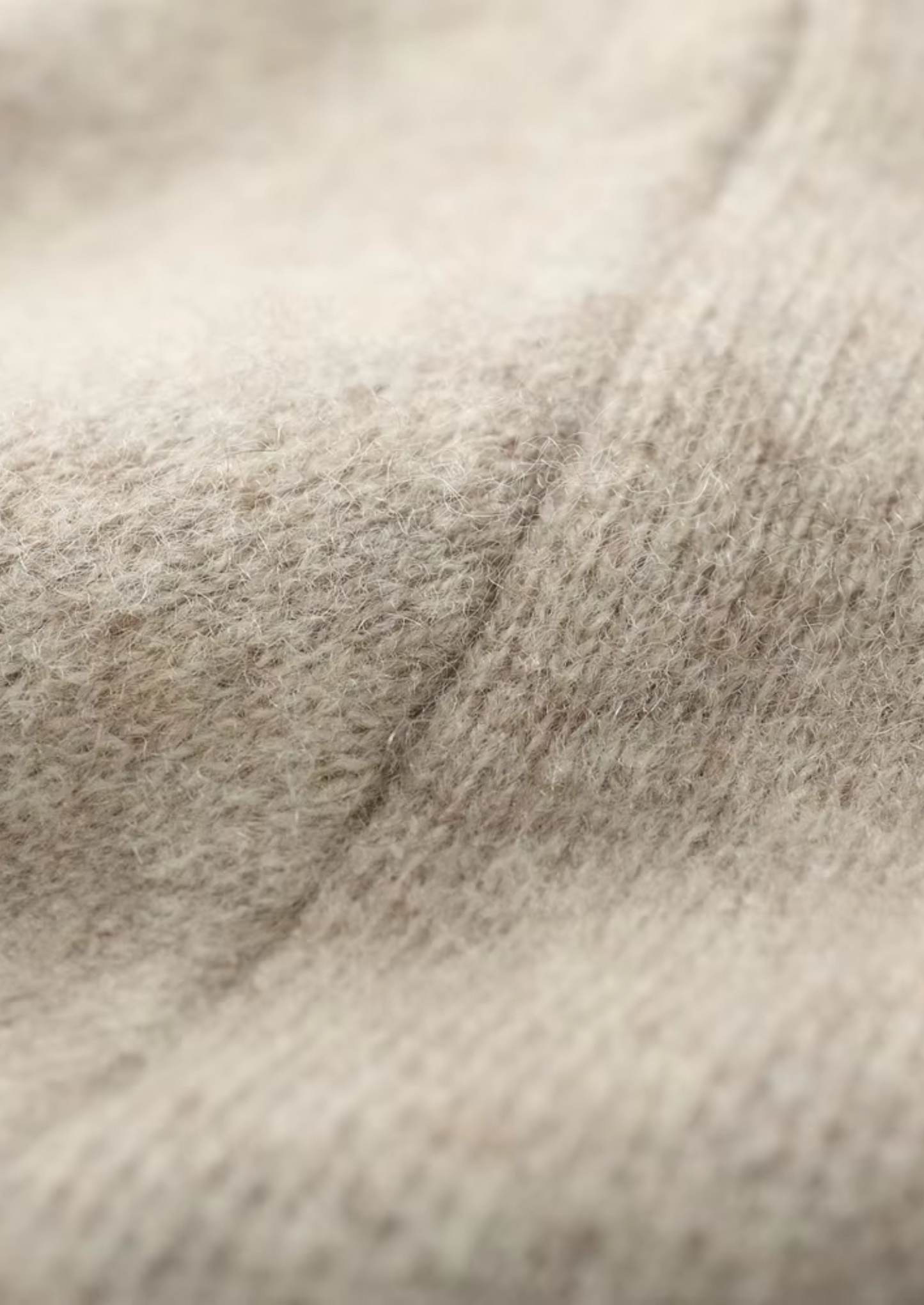 Pure Extra-Fine Merino Wool V-Neck Cardigan | Castielli