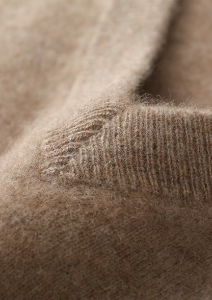 Pure Extra-Fine Merino Wool V-Neck Vest | Castielli