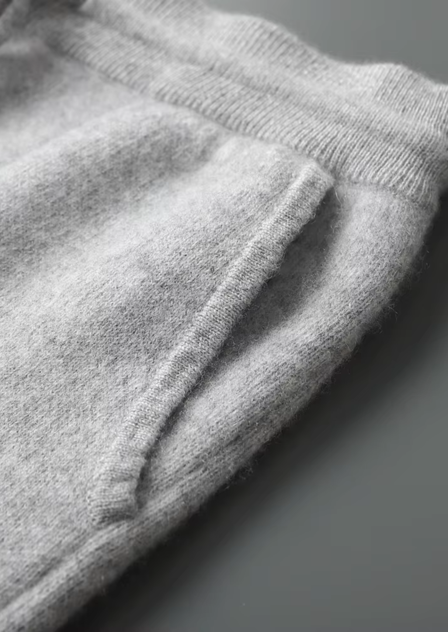 Premium Cashmere Leisure Joggers | Castielli