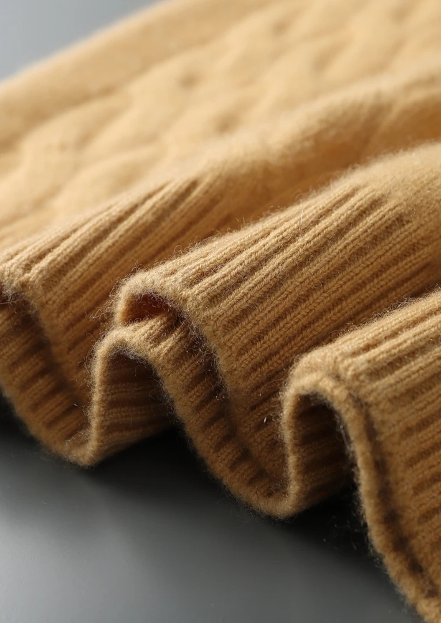 Premium Cashmere Cable Crewneck | Castielli