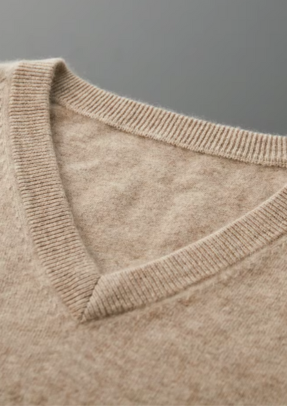Pure Extra-Fine Merino Wool Classic V-Neck Sweater | Castielli