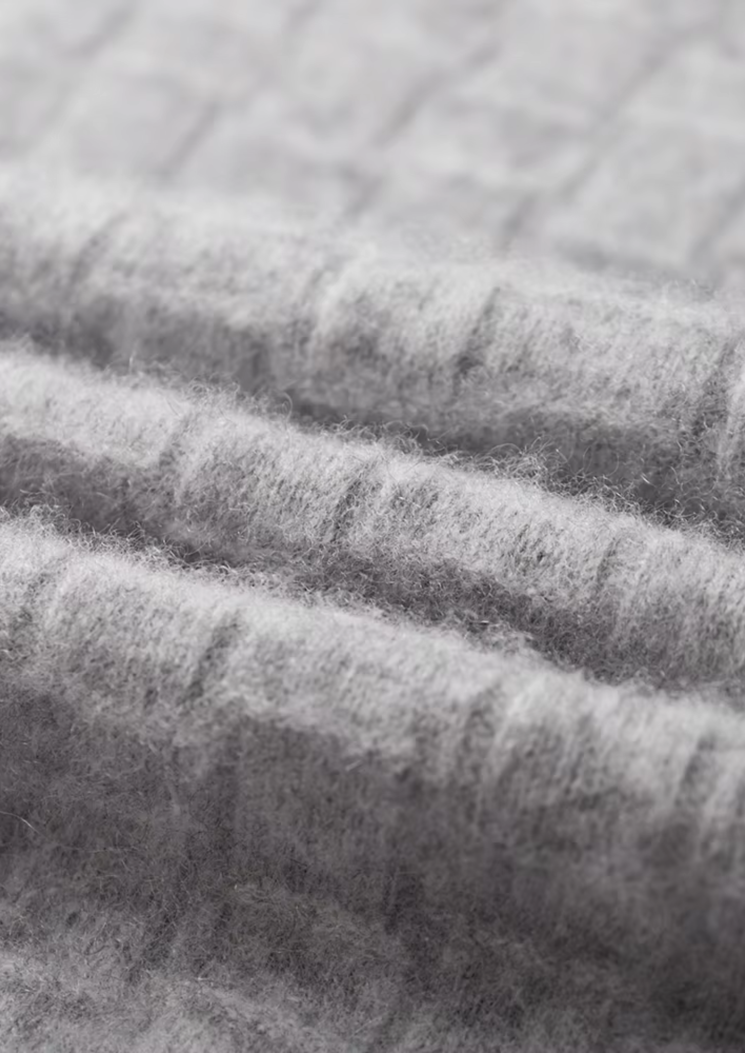 Pure Extra-Fine Merino Wool Textured Mockneck | Castielli