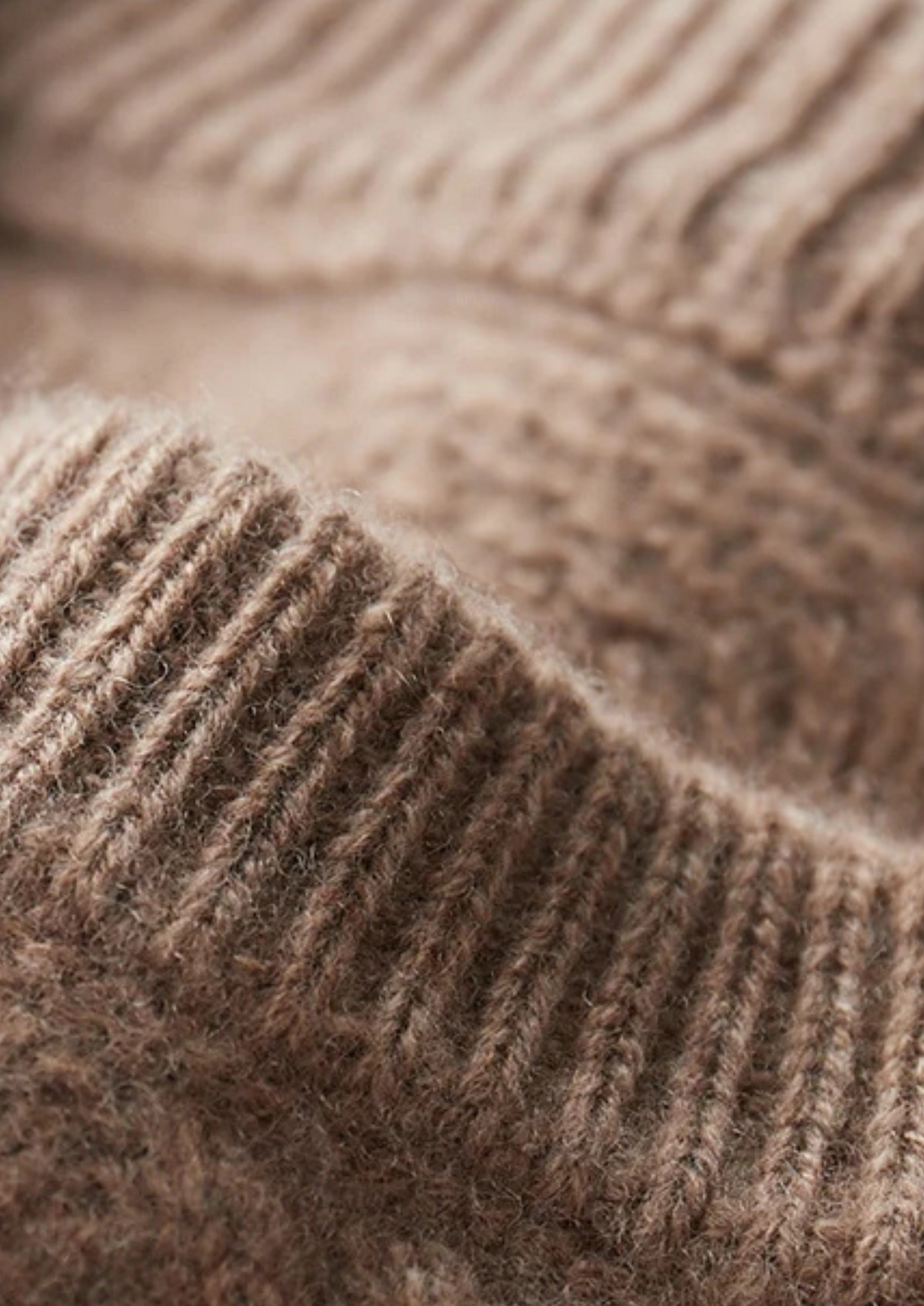 Pure Extra-Fine Merino Wool Wintertime Crewneck | Castielli