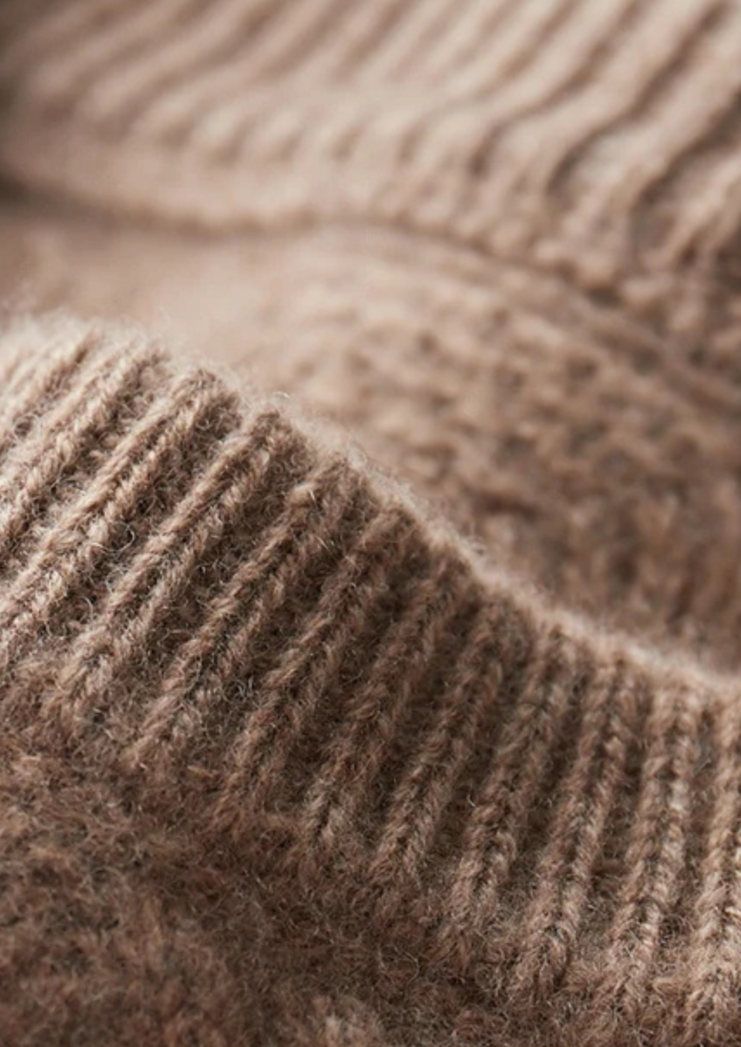 Pure Extra-Fine Merino Wool Wintertime Crewneck | Castielli