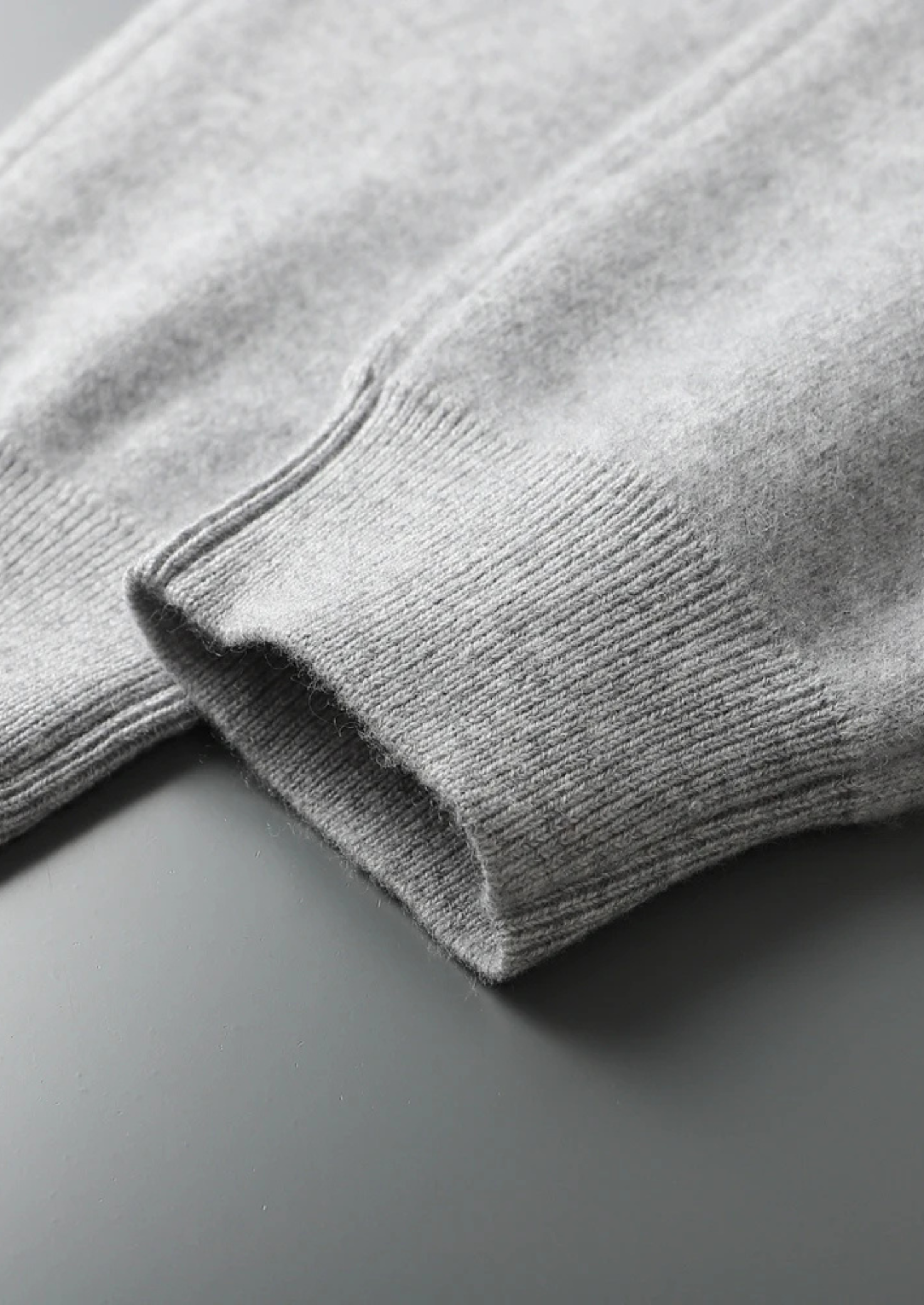 Premium Cashmere Light Gray Alain Leisure Set | Castielli