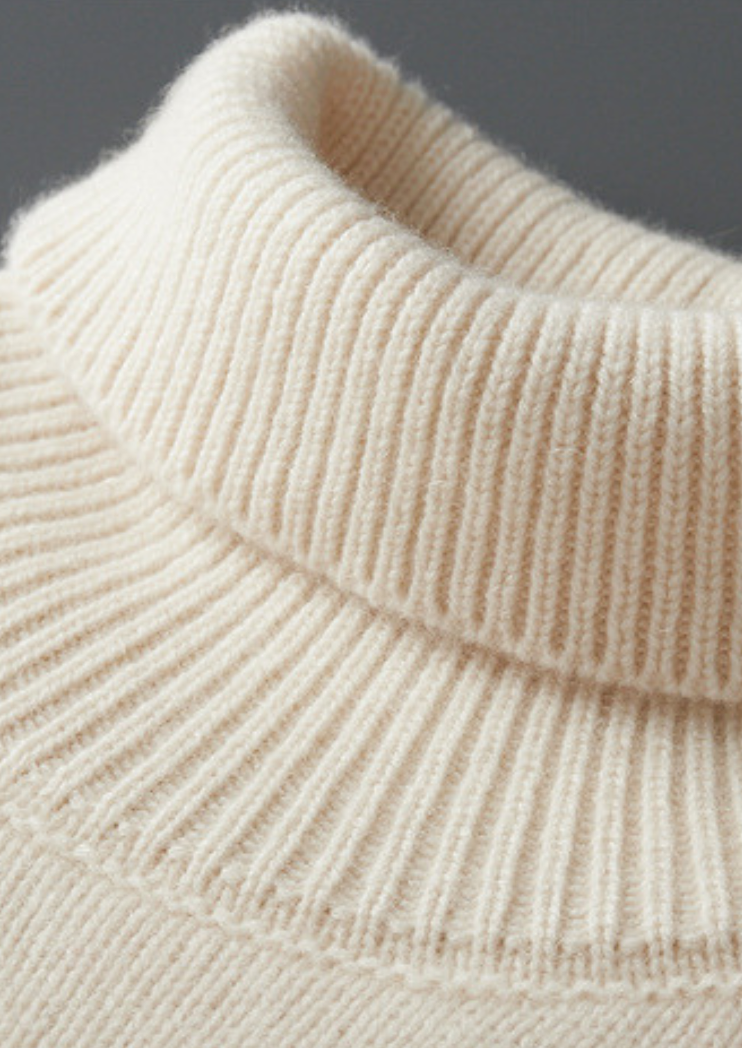Pure Cashmere Ivory Essential Rollneck | Castielli