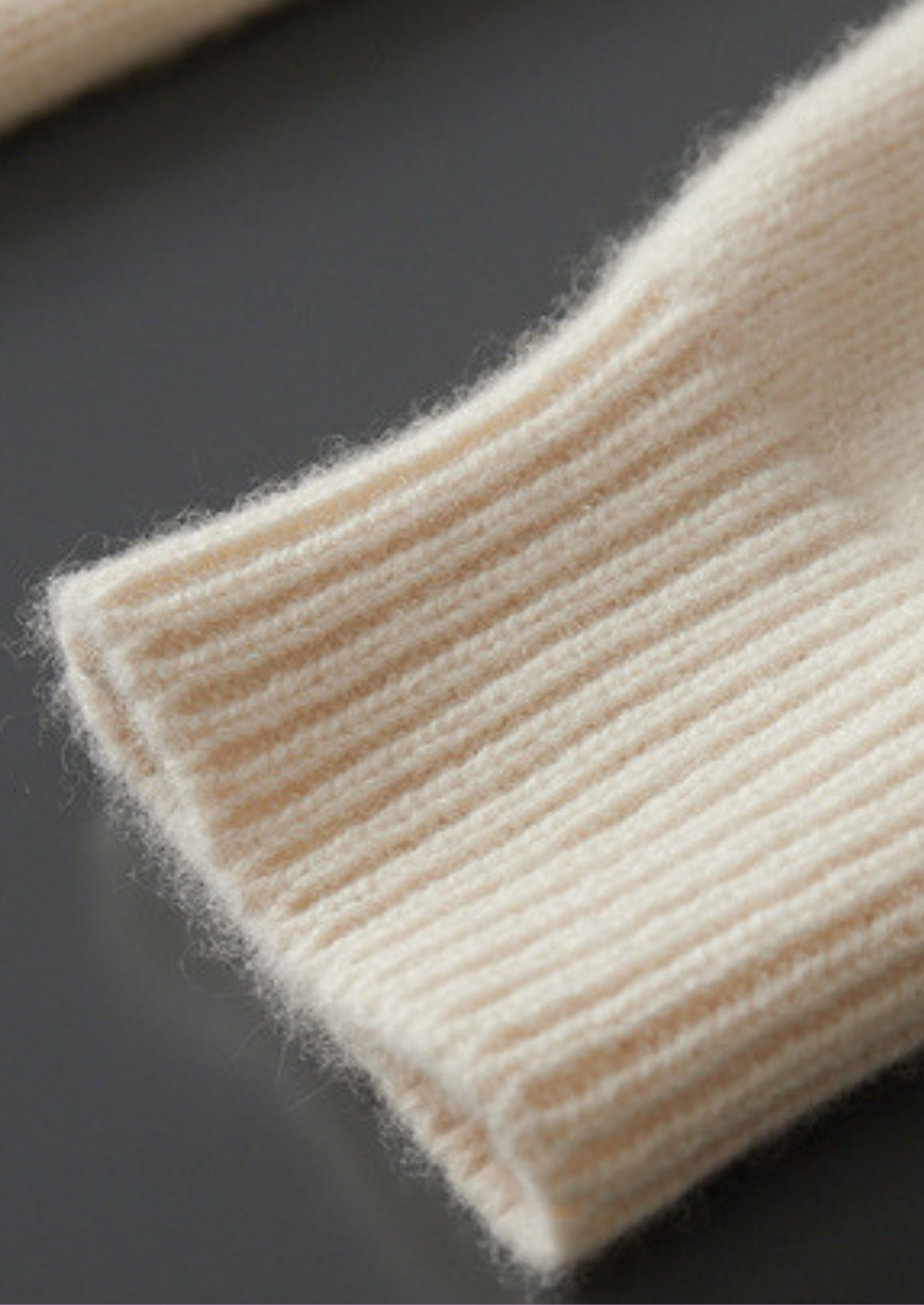 Pure Cashmere Ivory Essential Rollneck | Castielli