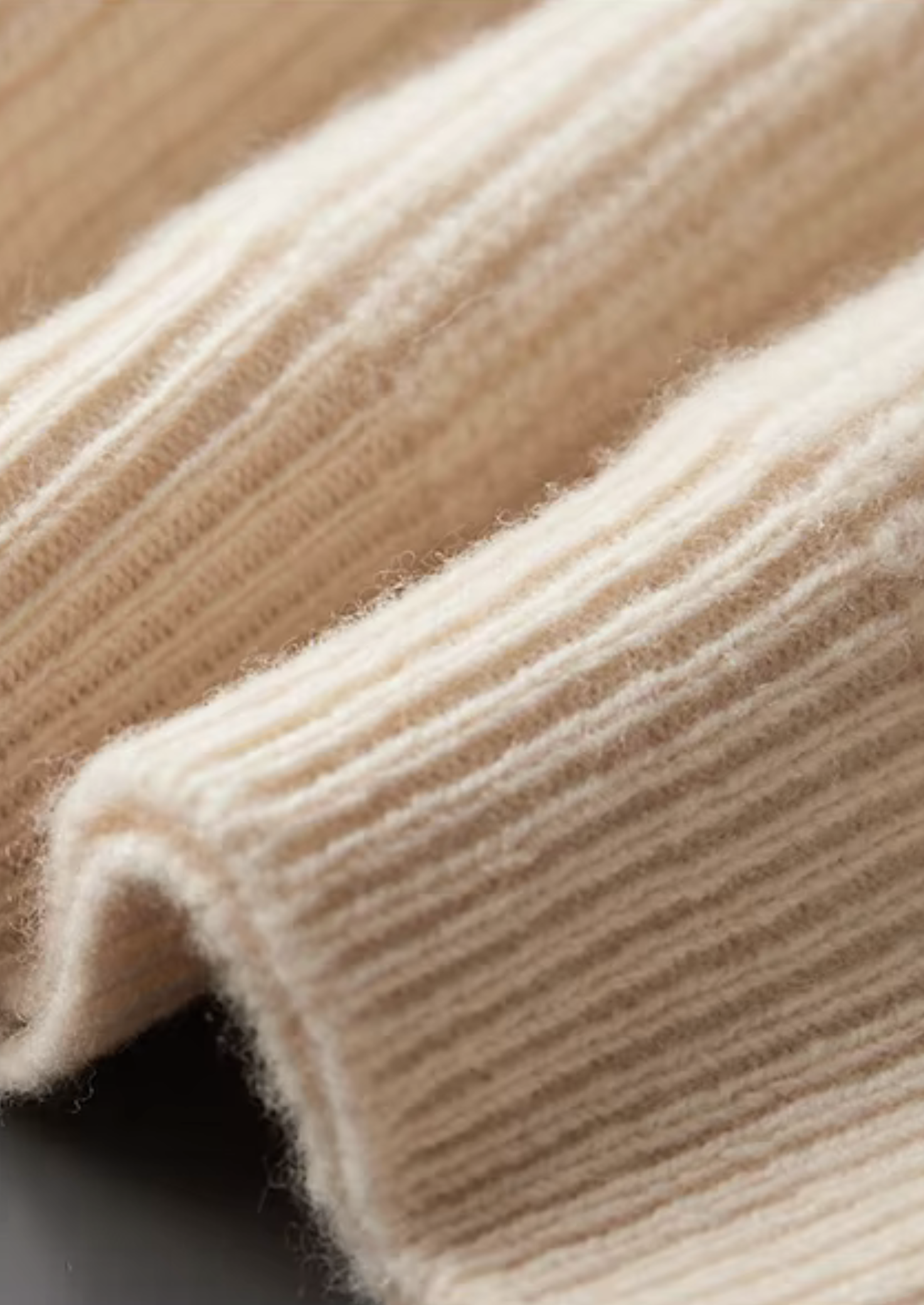 Pure Extra-Fine Merino Wool Half Zipper Hoodie | Castielli