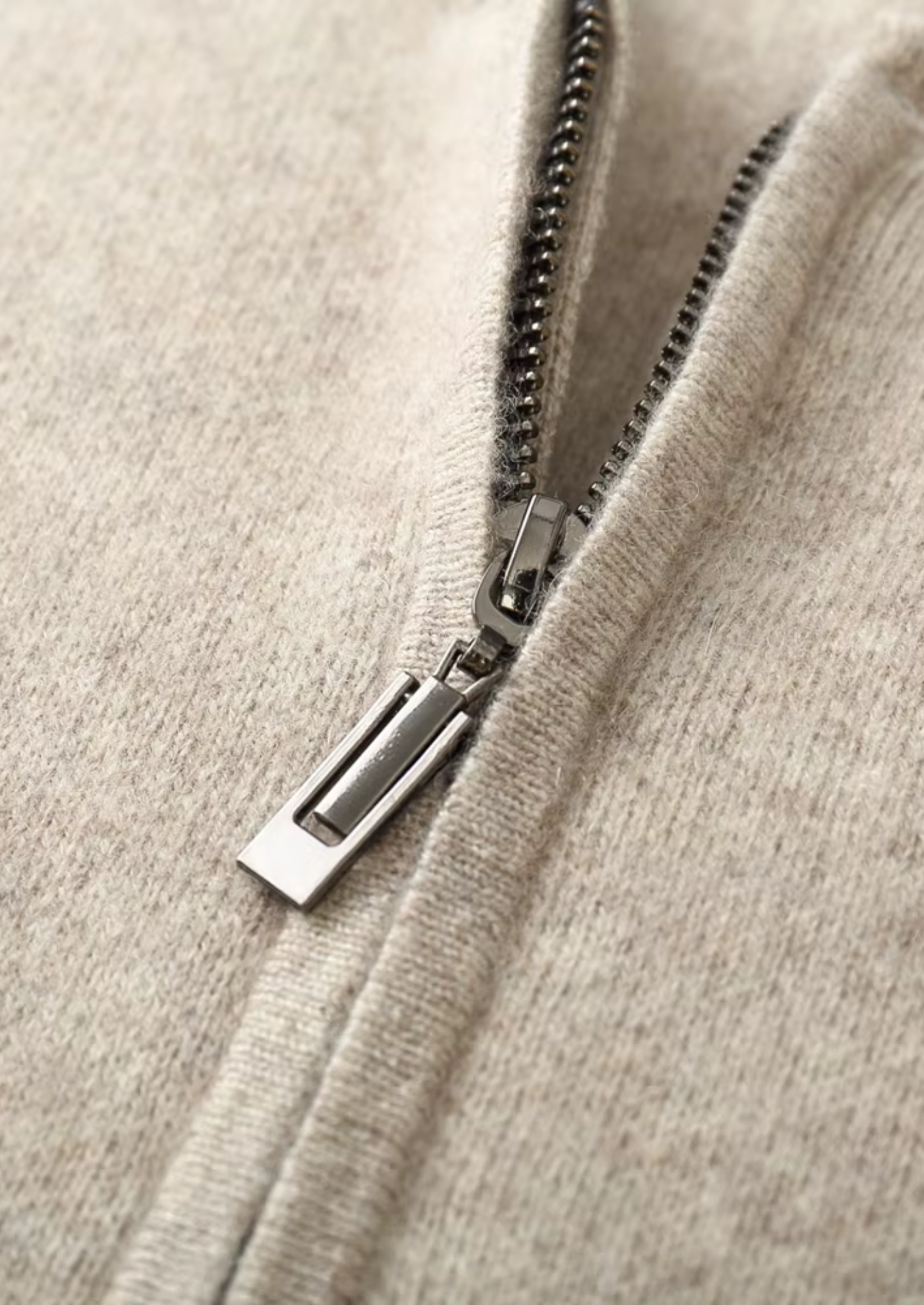 Pure Extra-Fine Merino Wool V-Neck Cardigan | Castielli