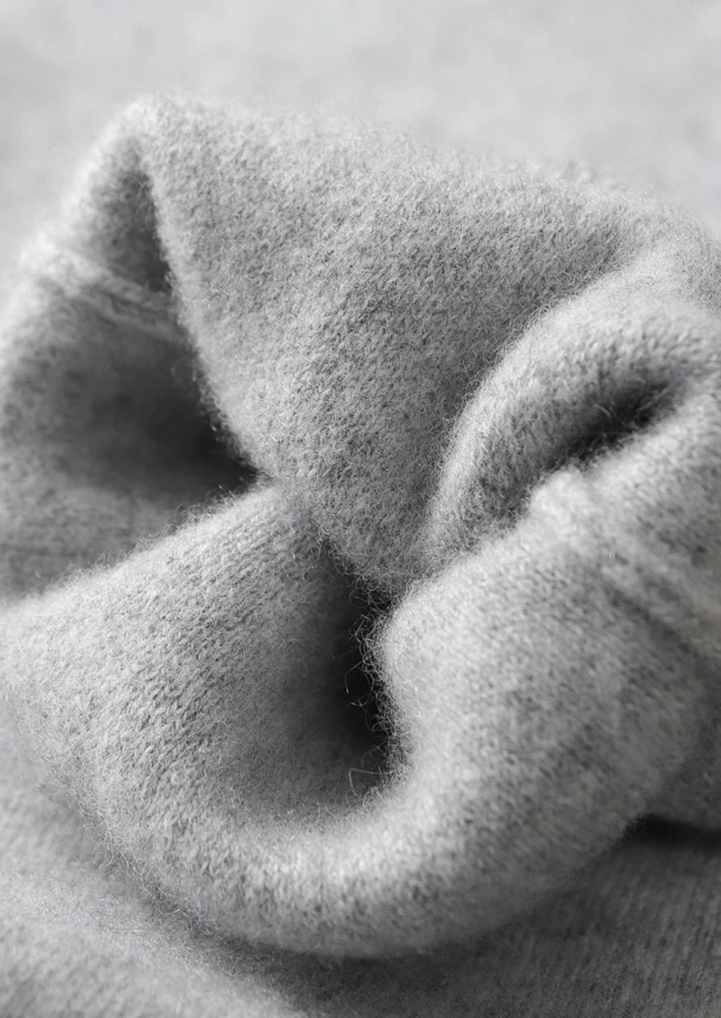 Premium Cashmere Light Gray Alain Leisure Set | Castielli