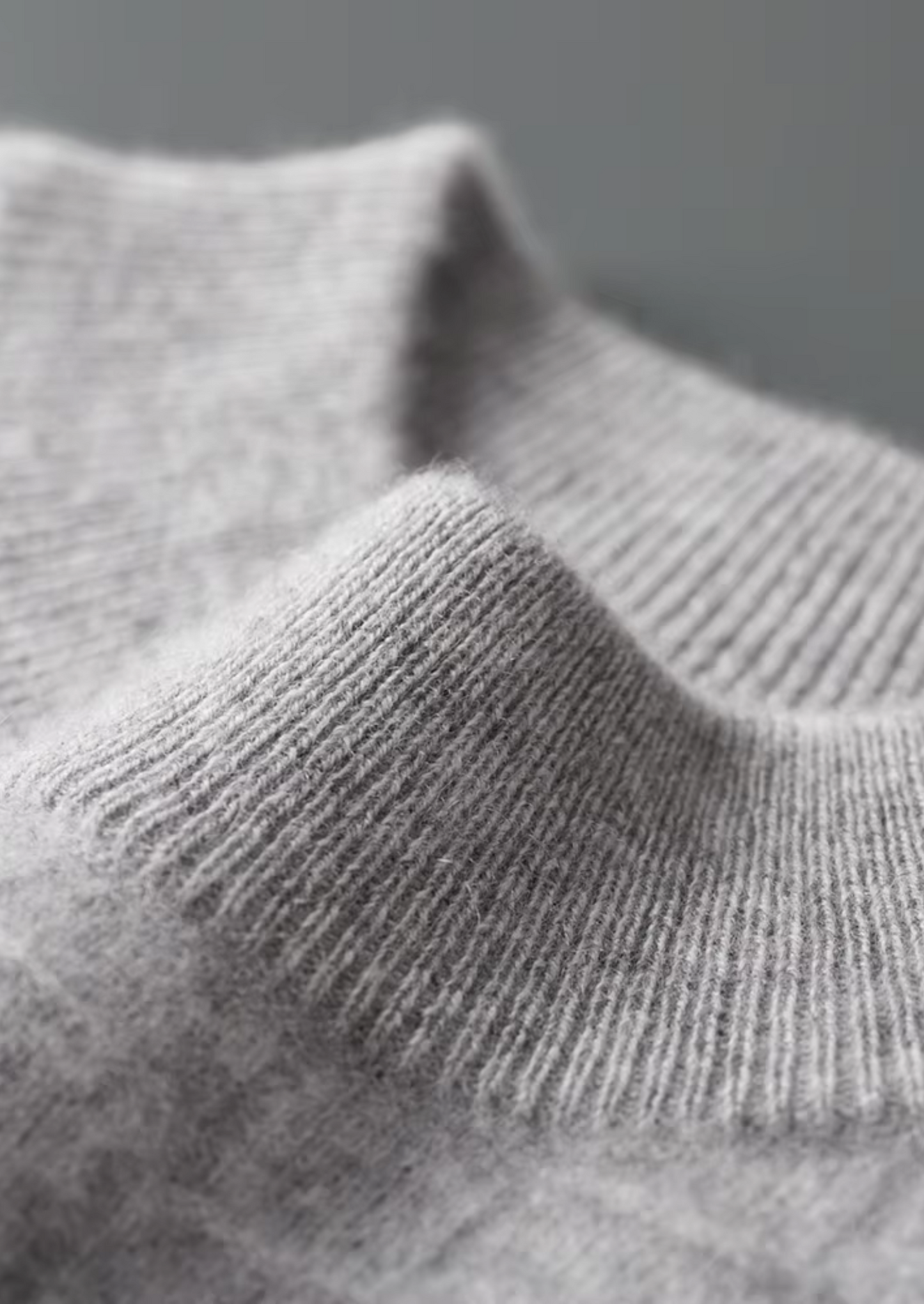 Pure Extra-Fine Merino Wool Textured Mockneck | Castielli
