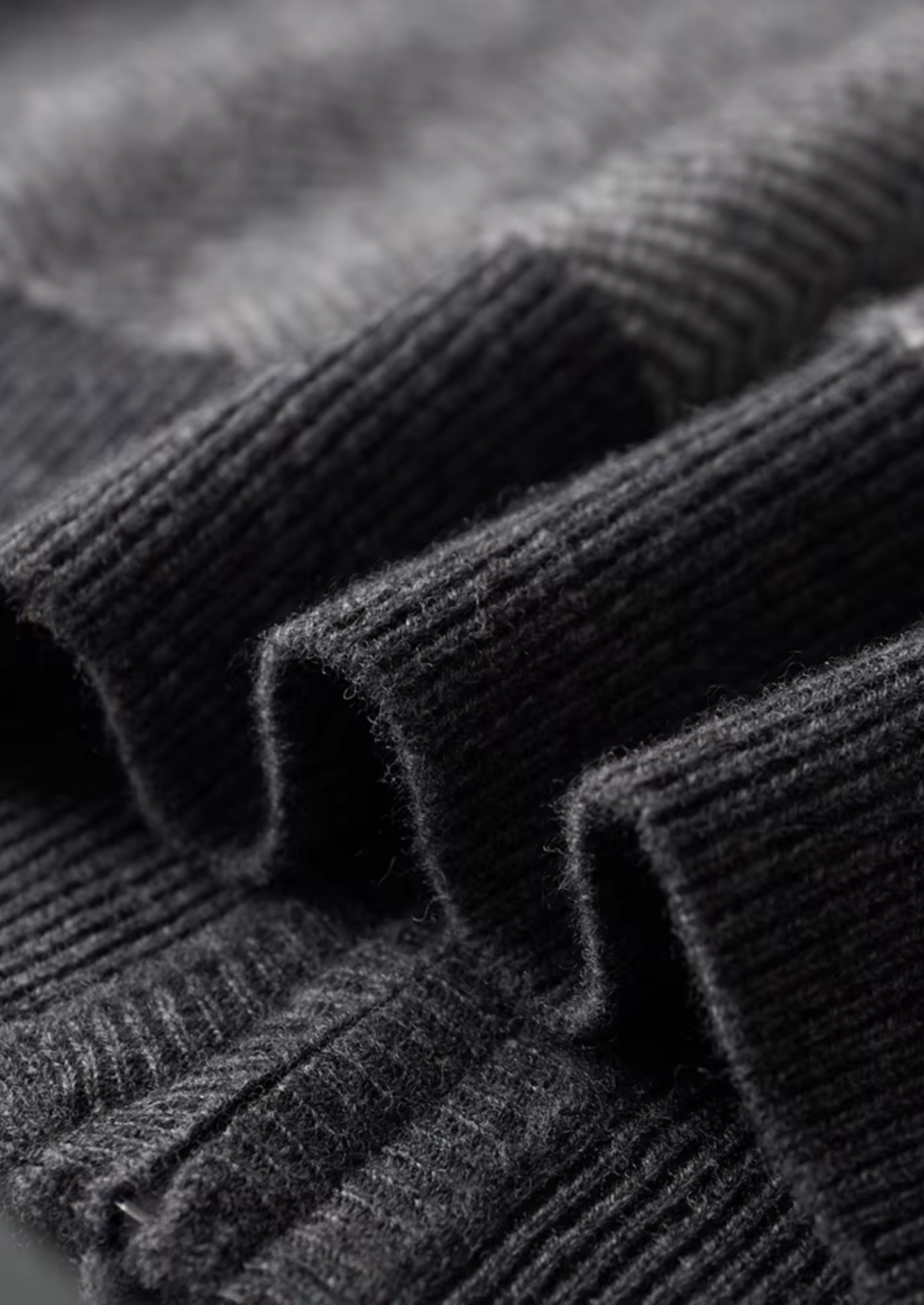 Pure Extra-Fine Merino Wool Gray Herringbone Set | Castielli