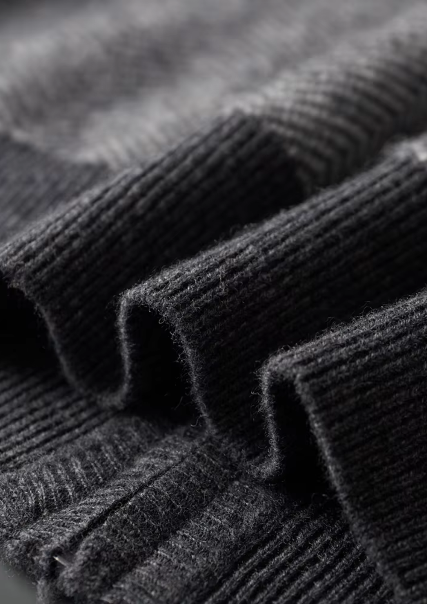 Pure Extra-Fine Merino Wool Gray Herringbone Set | Castielli