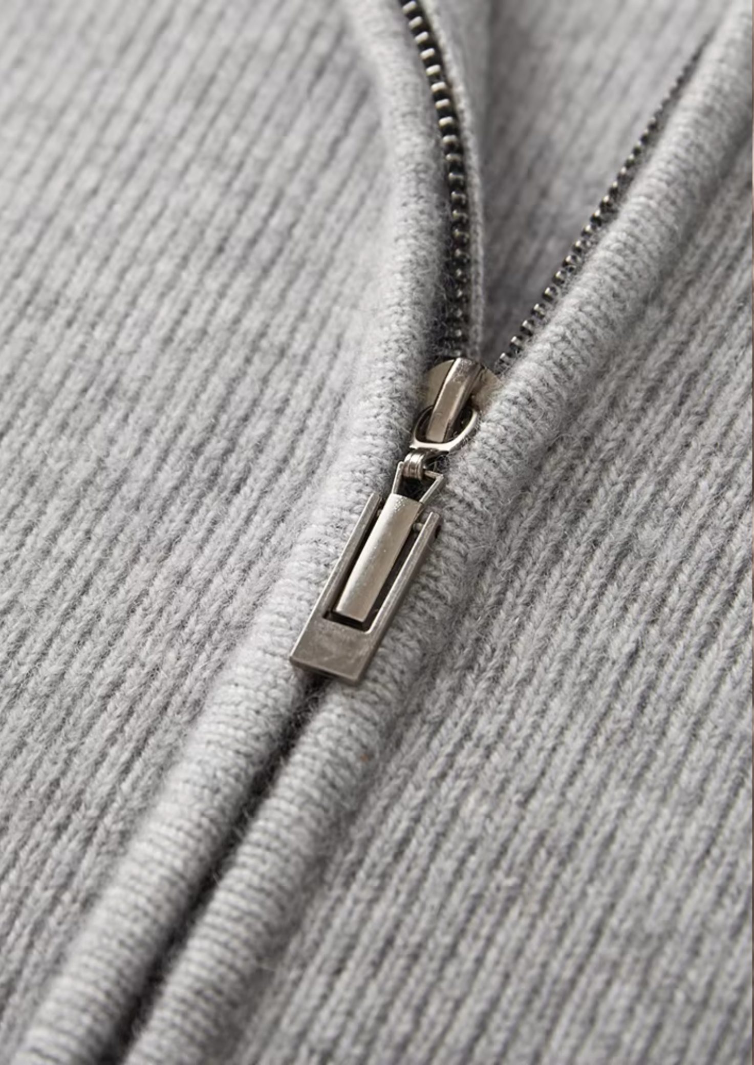 Pure Extra-Fine Merino Wool Ribbed Zip Cardigan | Castielli