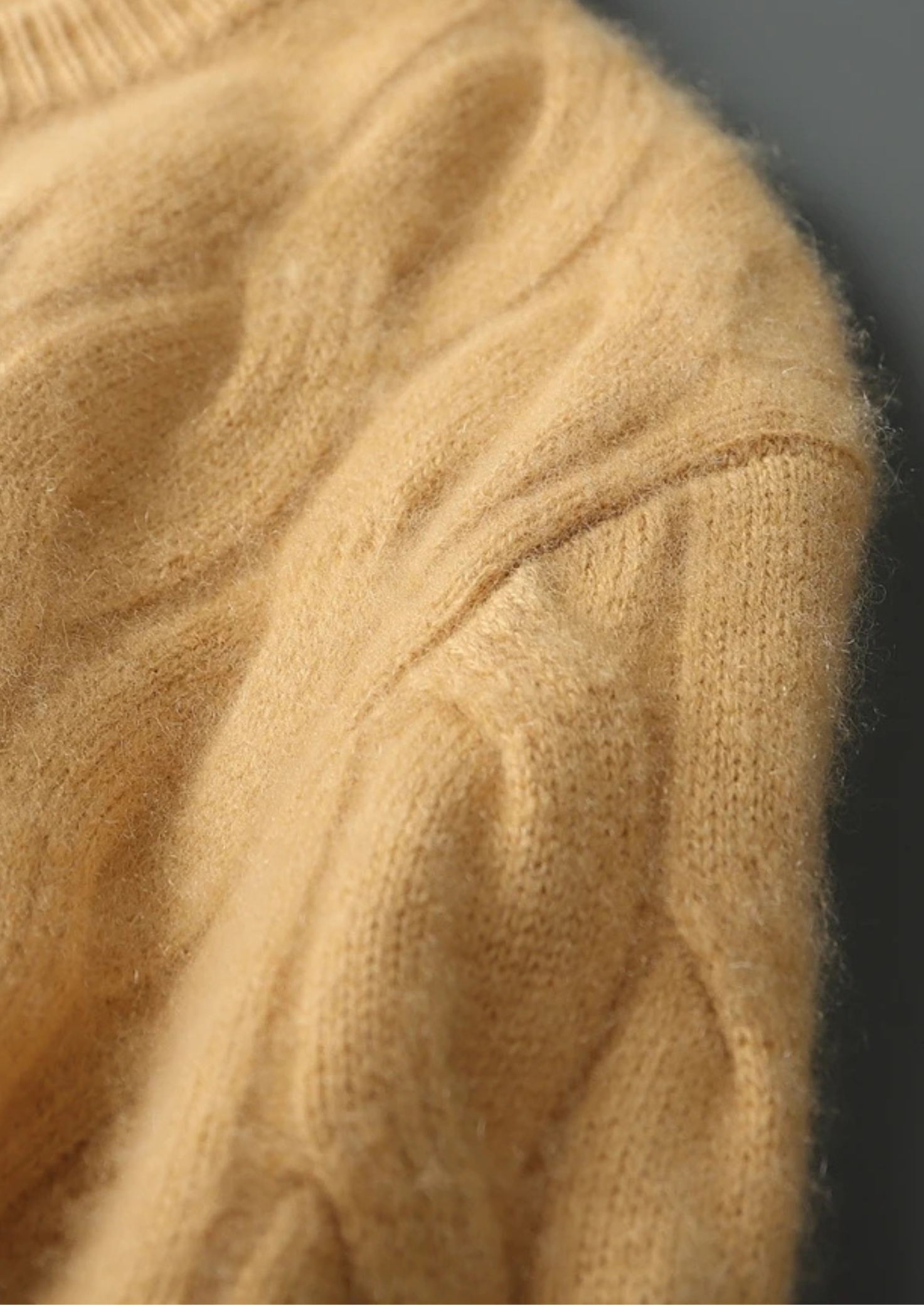 Premium Cashmere Cable Crewneck | Castielli