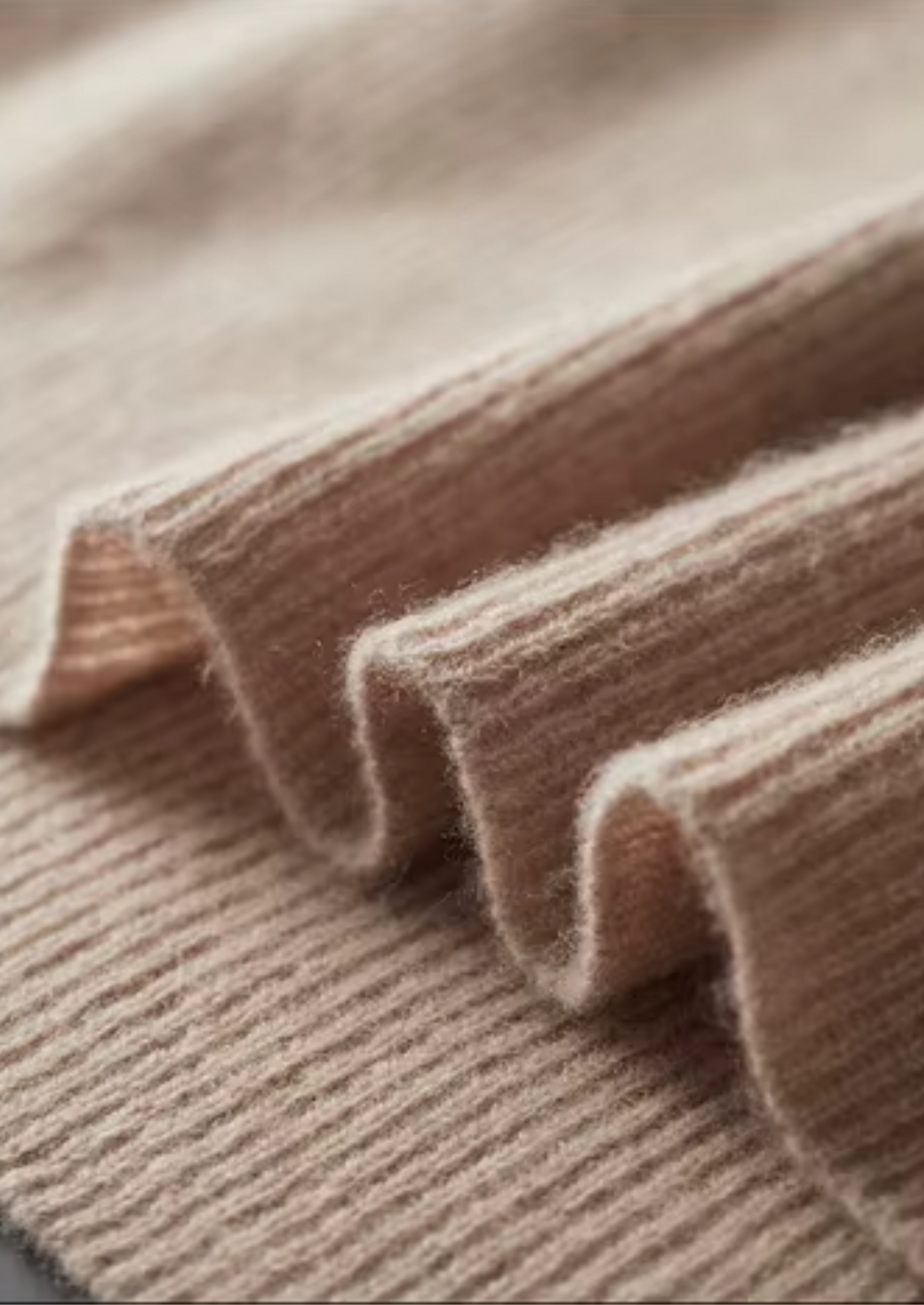 Pure Extra-Fine Merino Wool Two Tone Zipper Sweater Polo | Castielli