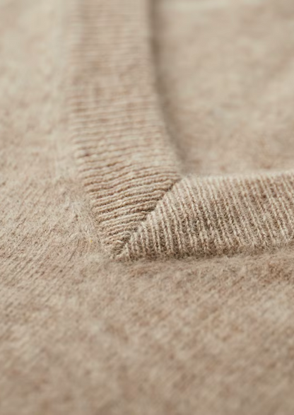 Pure Extra-Fine Merino Wool Classic V-Neck Sweater | Castielli