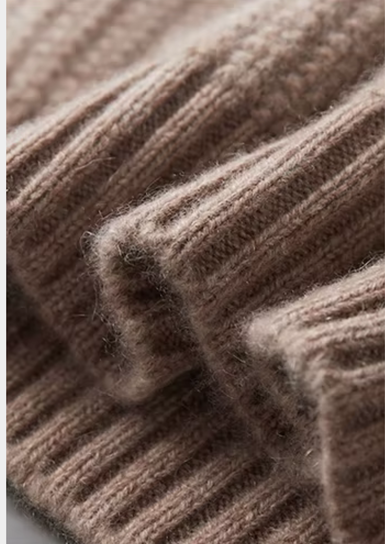 Pure Cashmere Beige Heavyweight Crewneck | Castielli