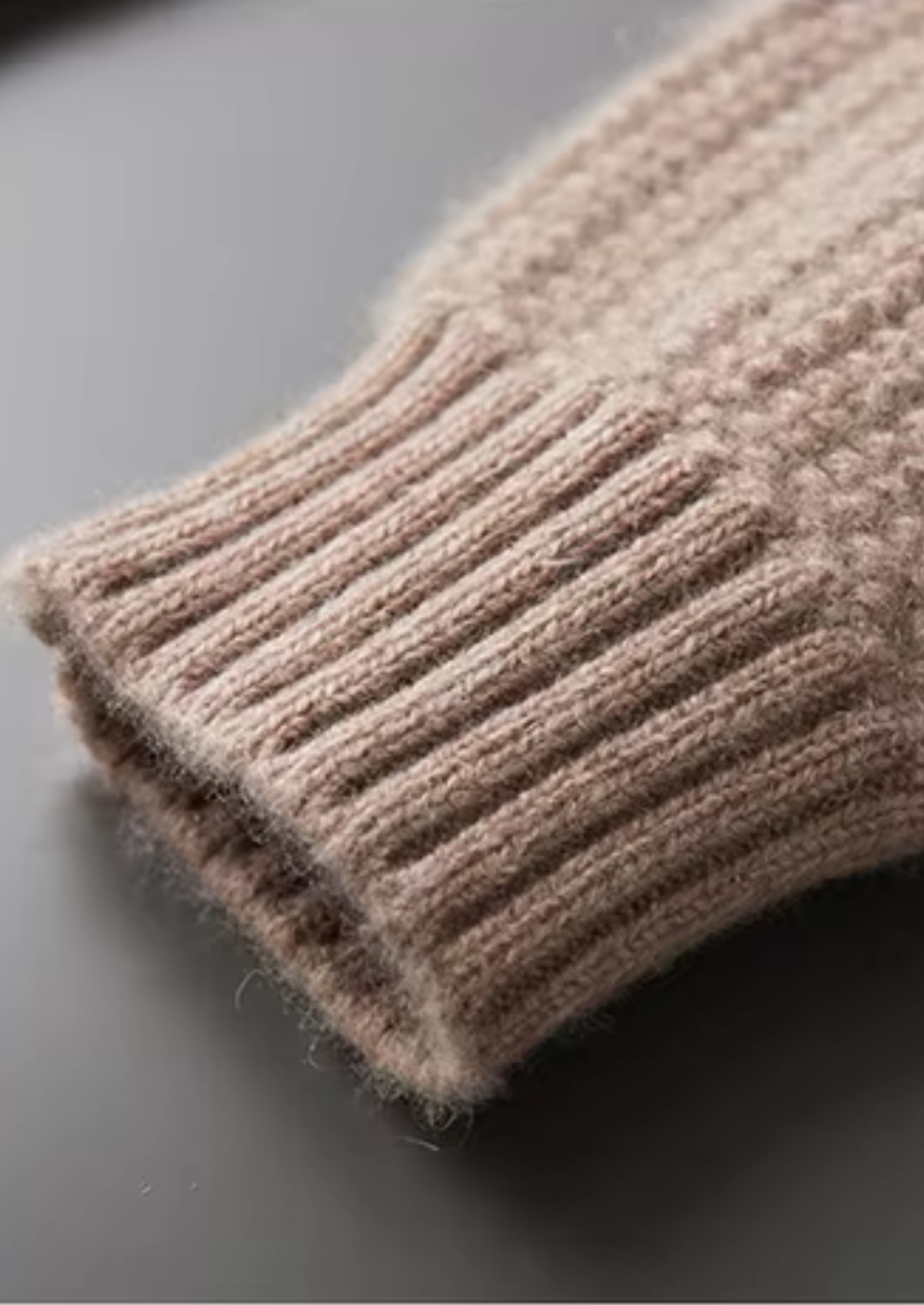Pure Cashmere Beige Heavyweight Crewneck | Castielli