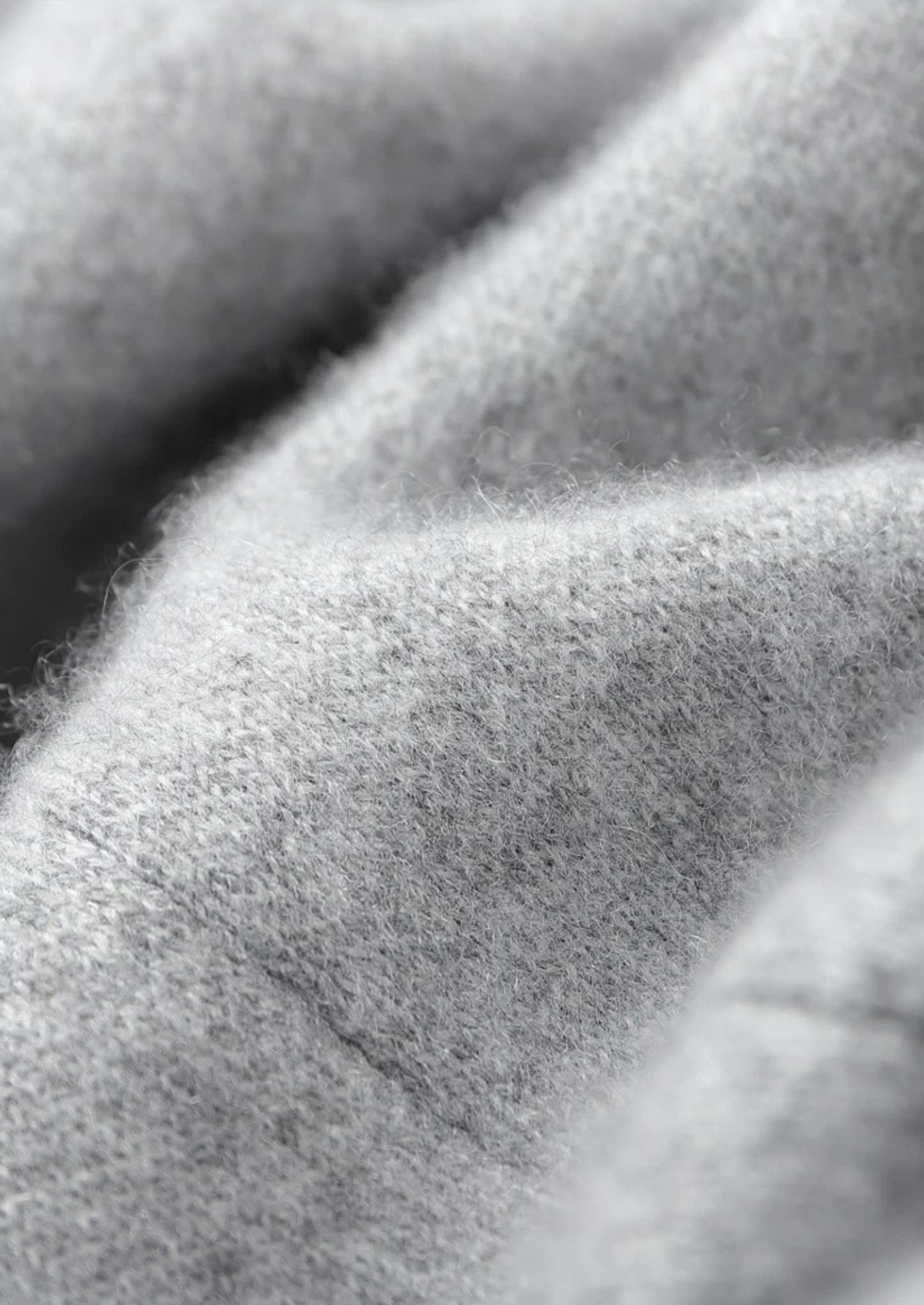 Premium Cashmere Light Gray Alain Leisure Set | Castielli