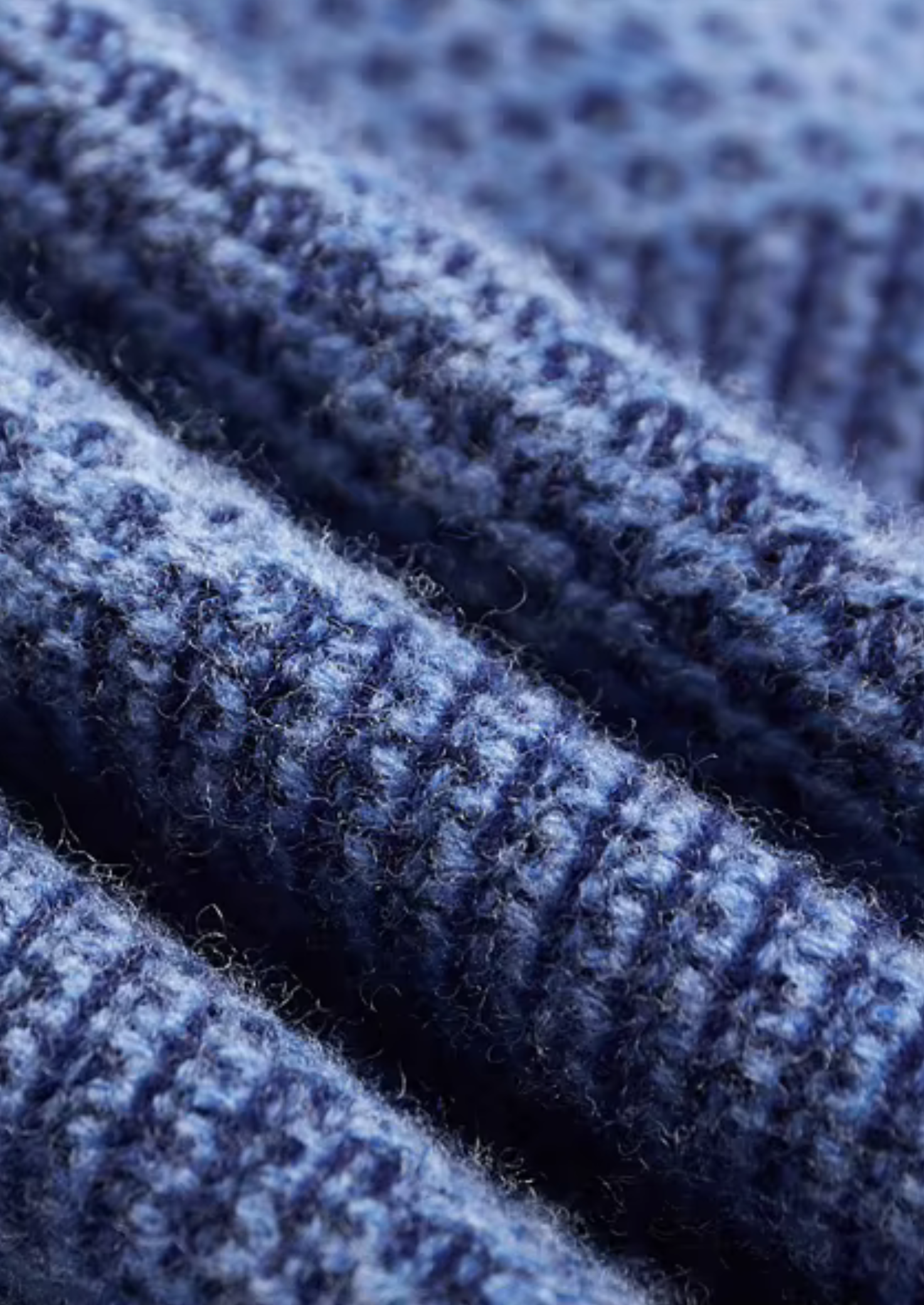 Pure Extra-Fine Merino Wool Two Tone Patterned Mockneck | Castielli