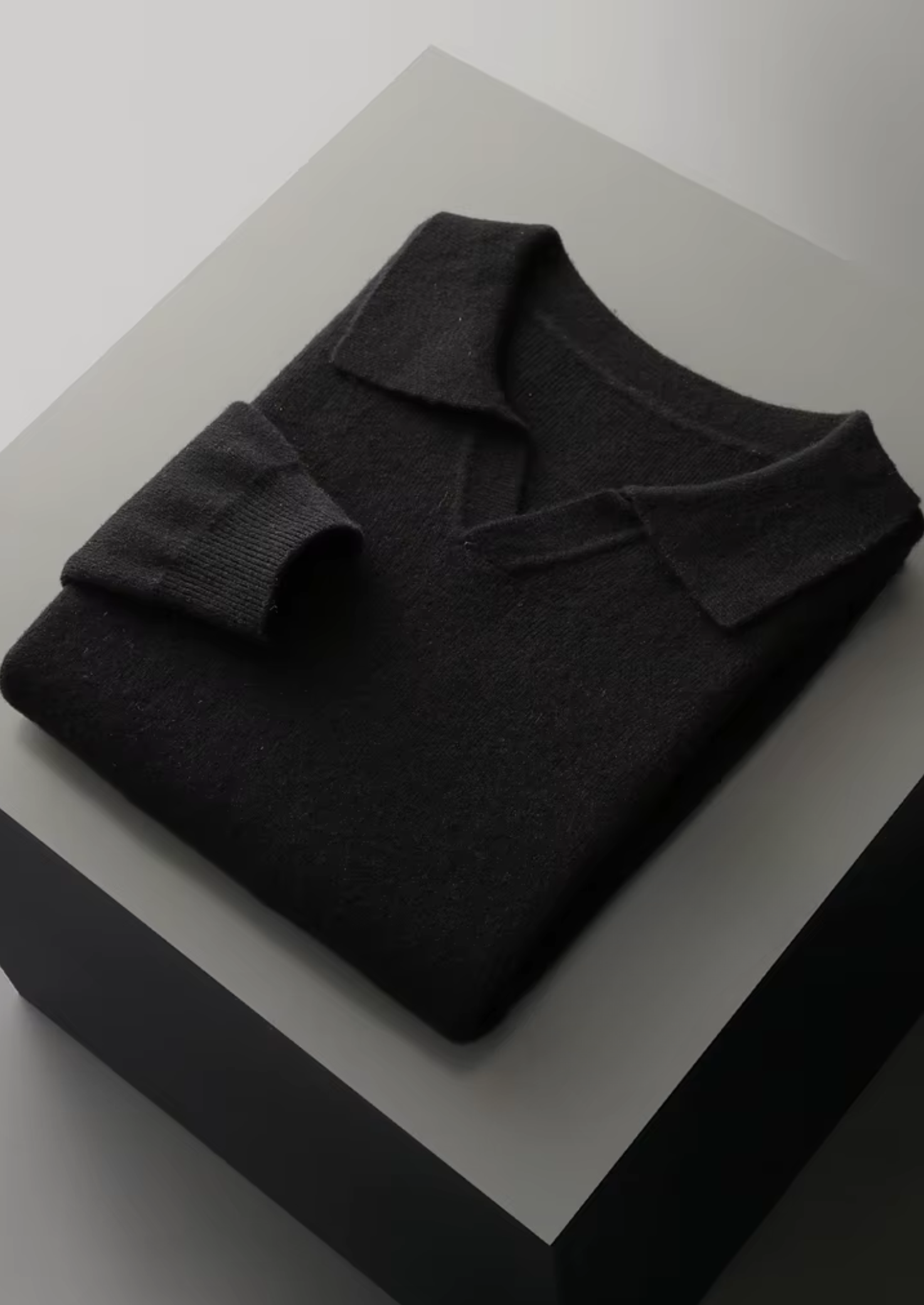 Pure Extra-Fine Merino Wool Ribbed Buttonless Polo | Castielli