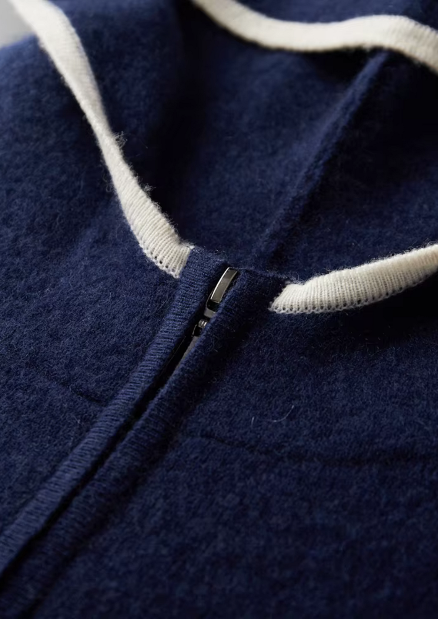 Pure Extra-Fine Merino Wool Navy Blue Damien Set | Castielli
