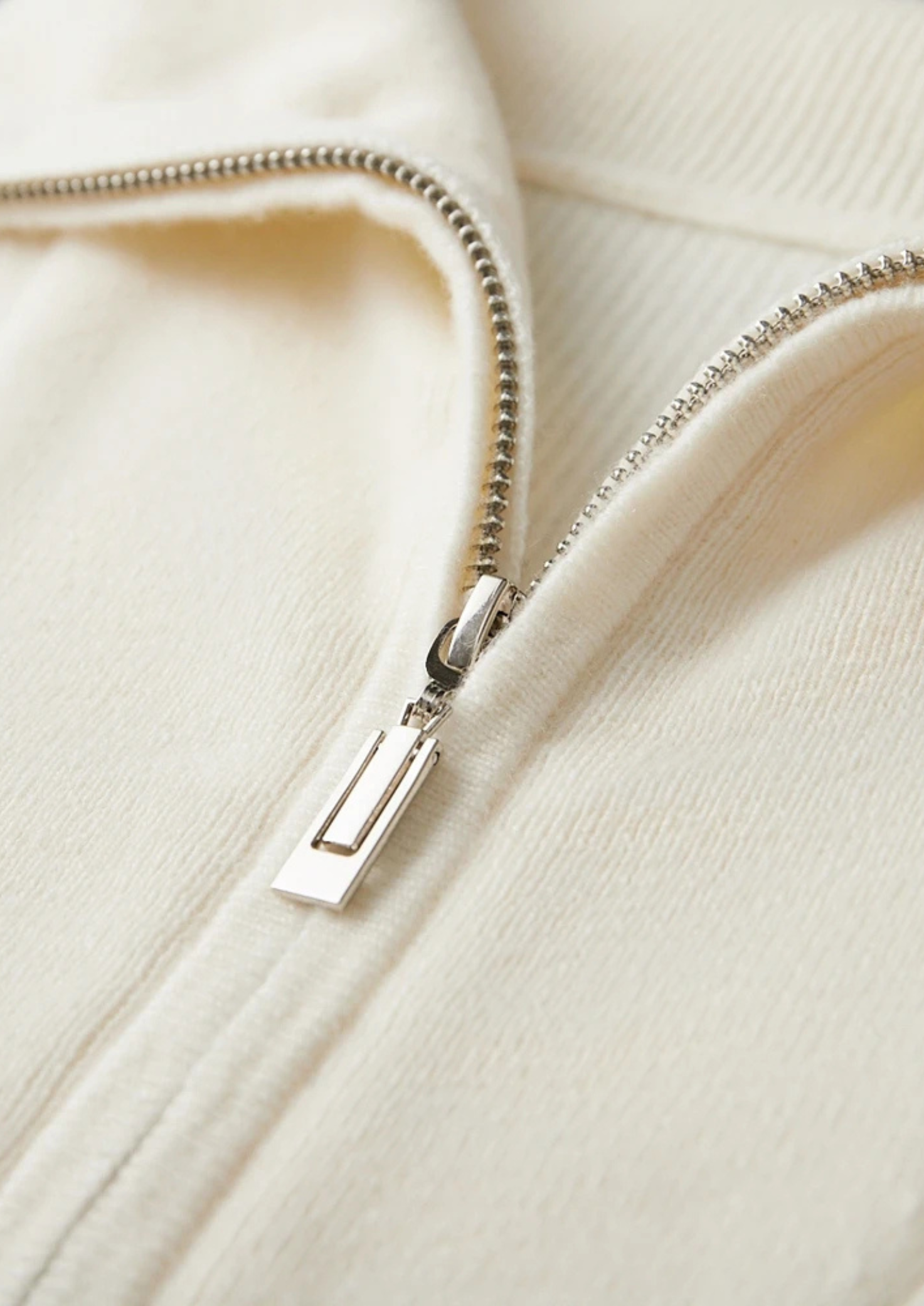 Premium Cashmere Ribbed Half-Zip Sweater | Castielli