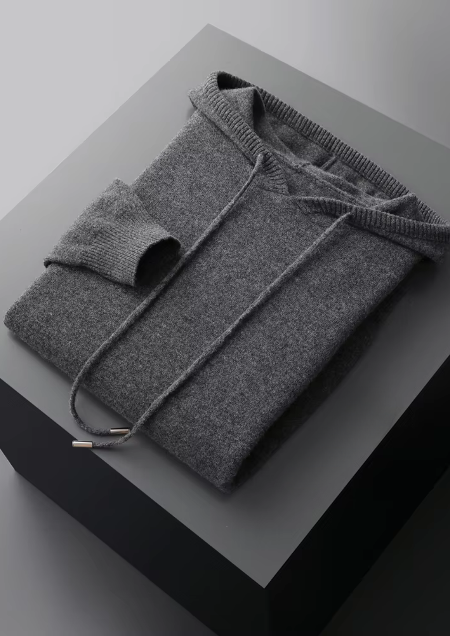 Pure Extra-Fine Merino Wool Dark Gray Savro Set | Castielli