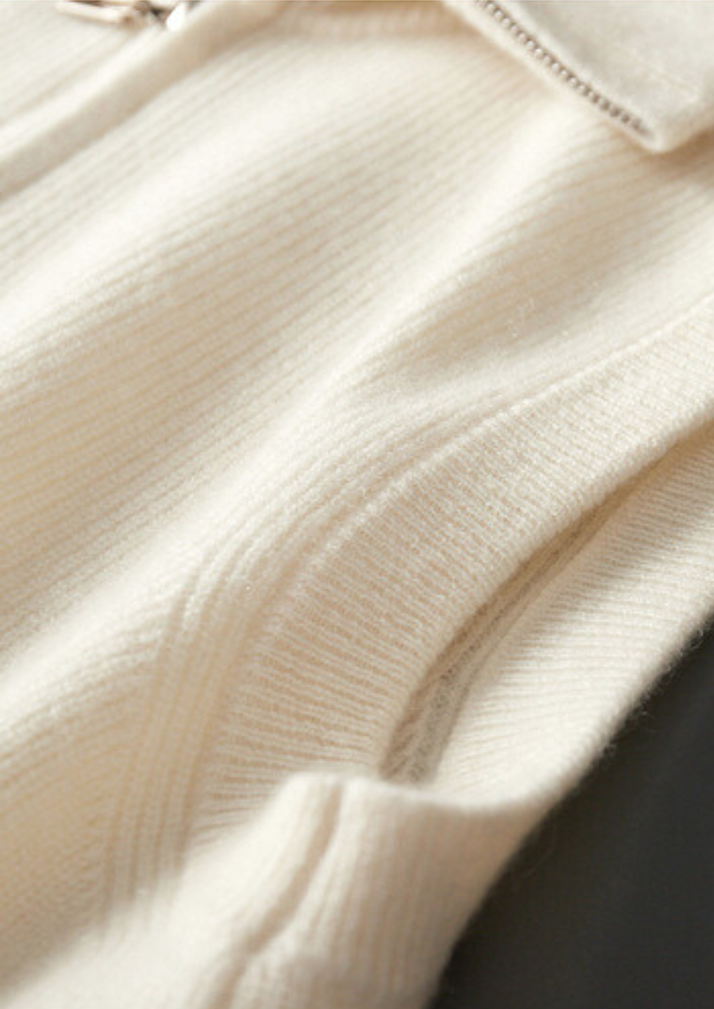 Pure Cashmere Ivory Body Warmer Vest | Castielli