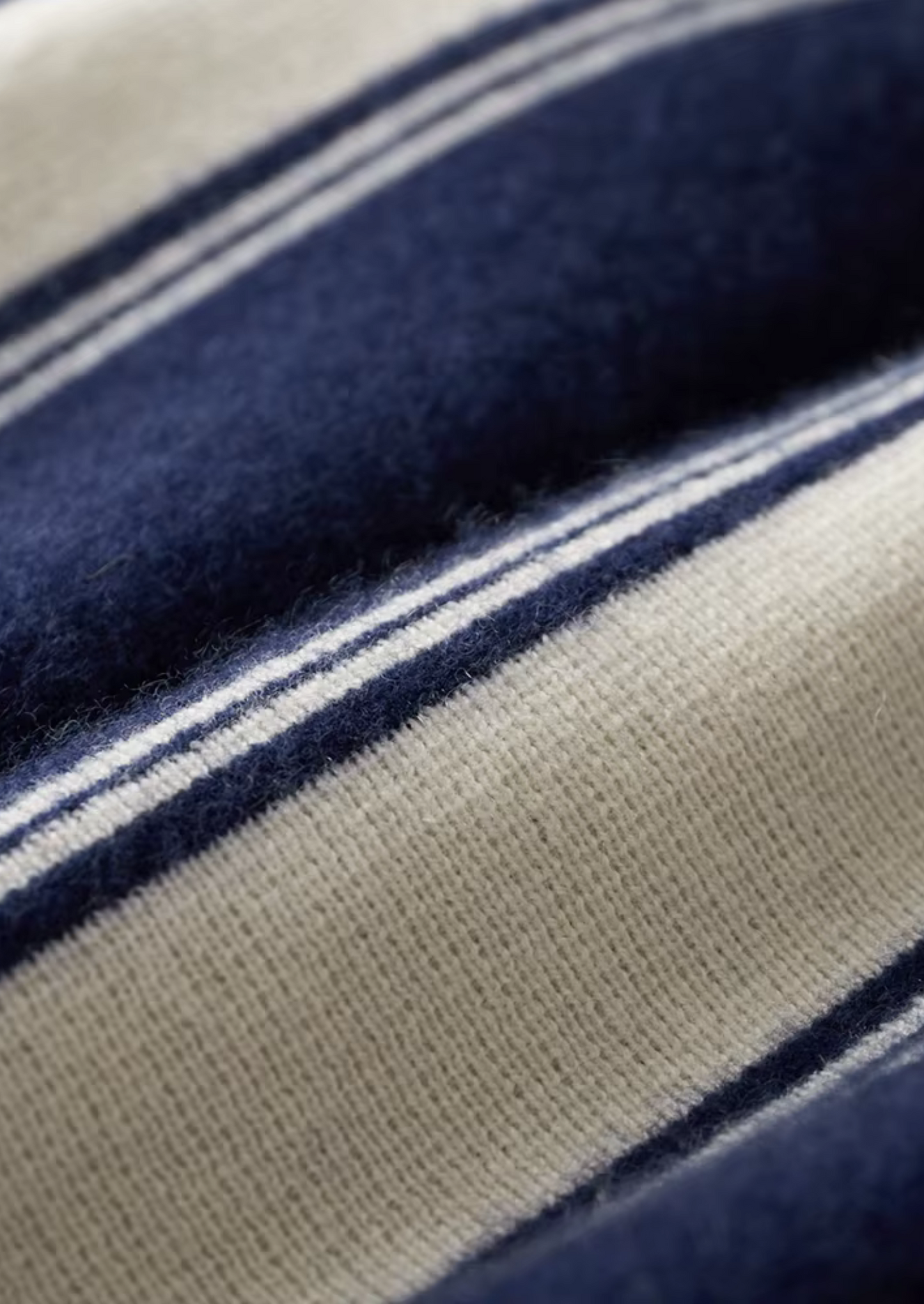 Pure Extra-Fine Merino Wool Navy Blue Damien Set | Castielli