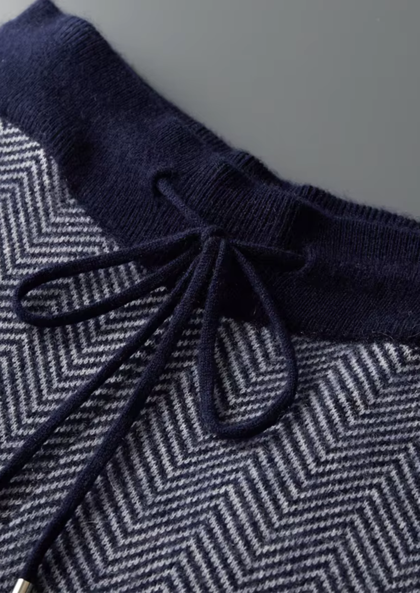 Pure Extra-Fine Merino Wool Navy Blue Herringbone Set | Castielli