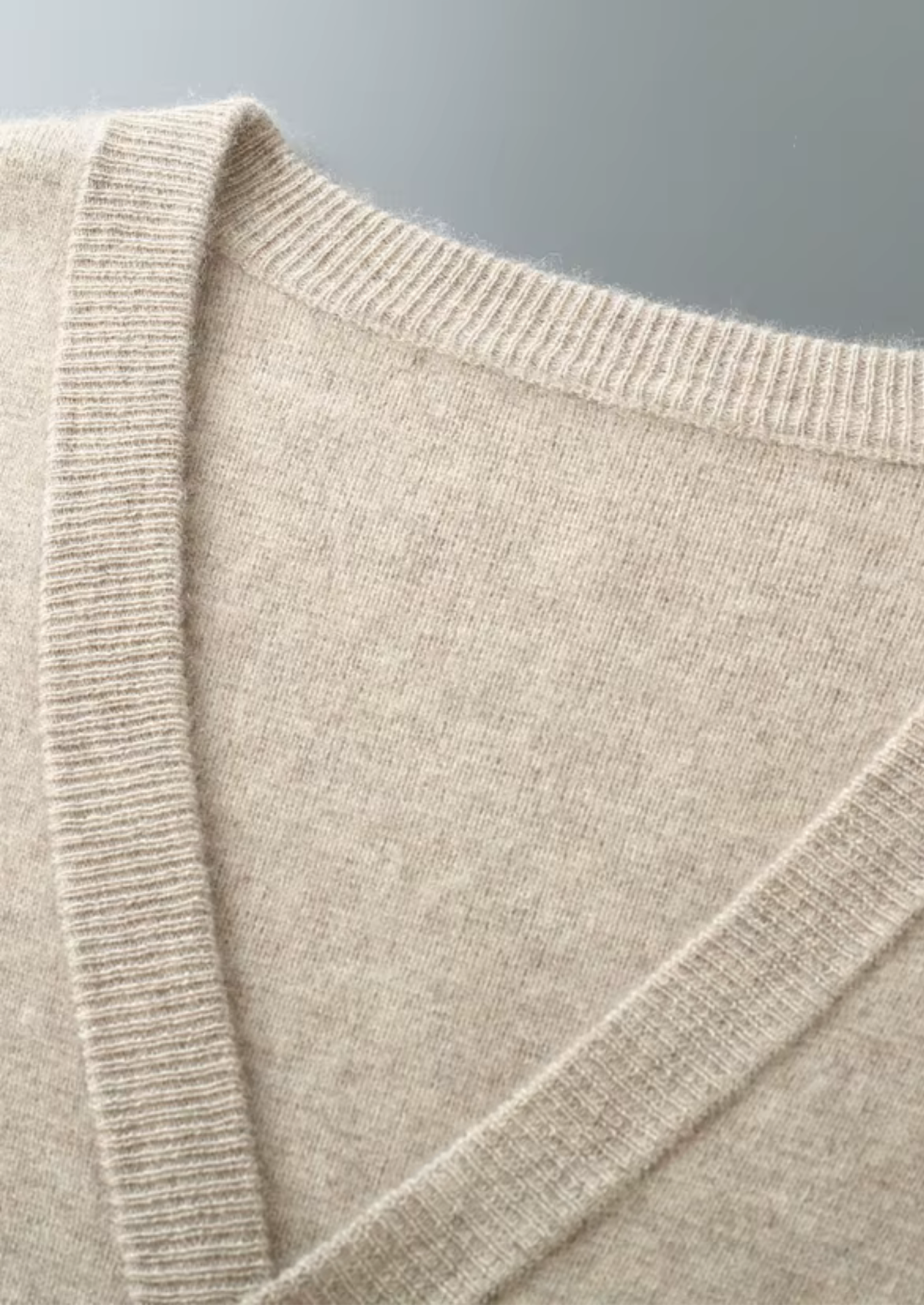 Pure Extra-Fine Merino Wool Essential Cardigan | Castielli